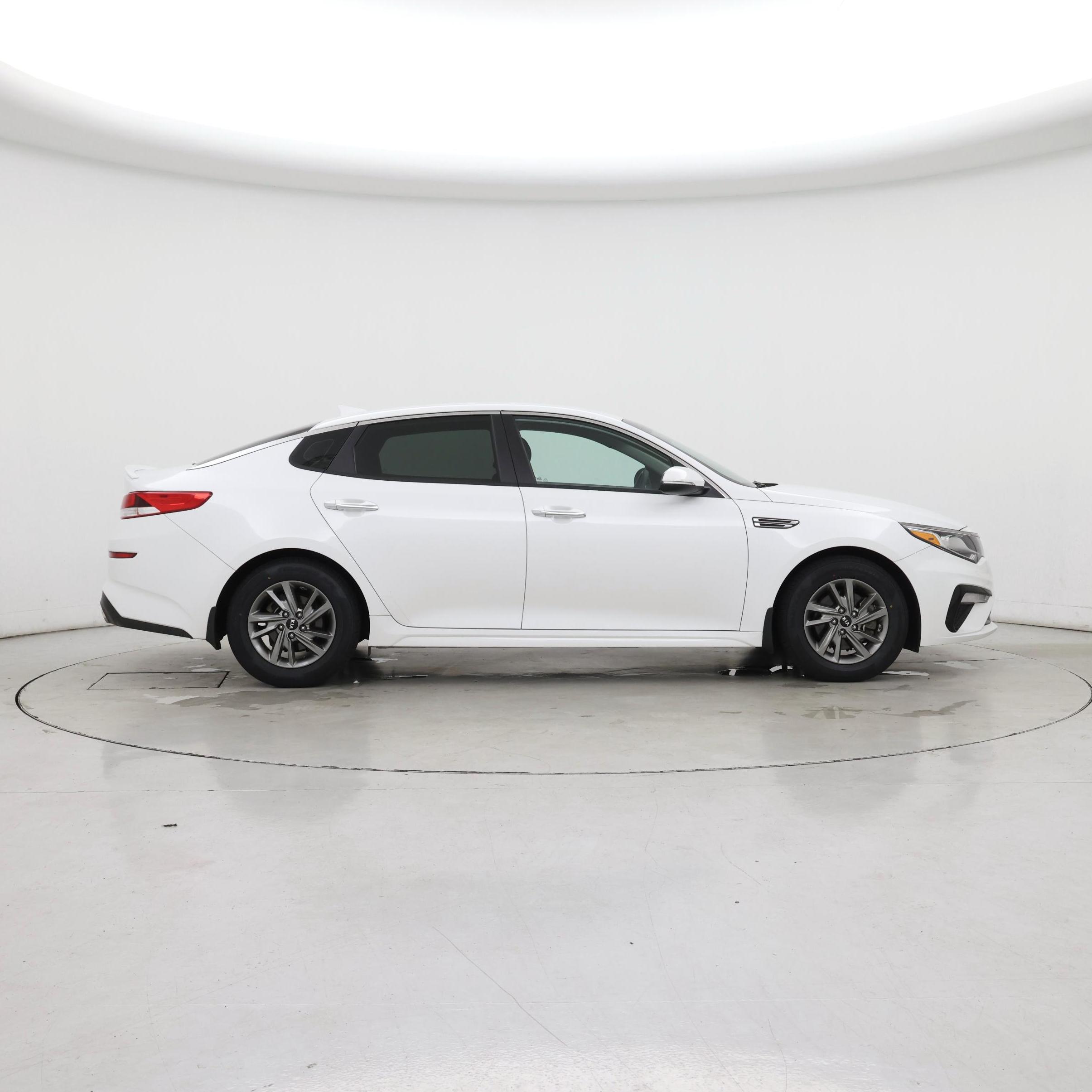 Thumbnail: 2019 Kia Optima - 7