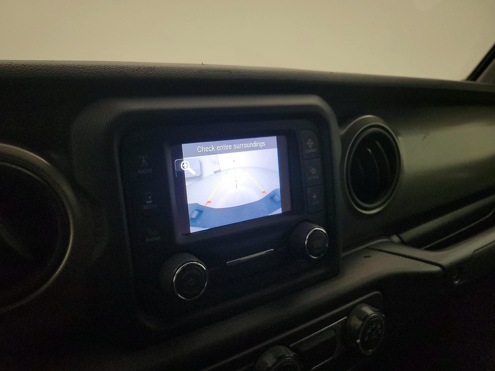 2020 Jeep Gladiator Sport S - Photo 15