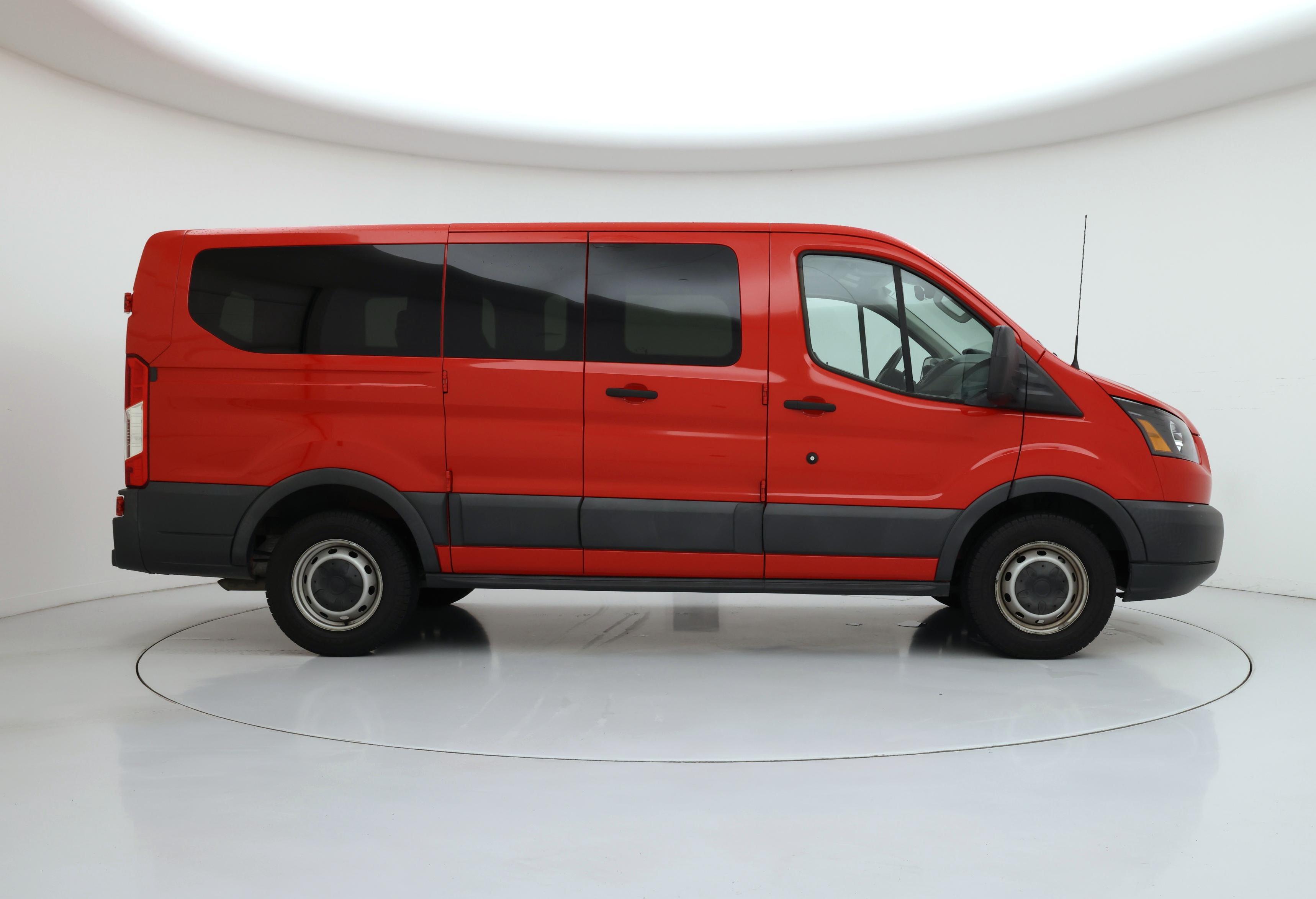 Thumbnail: 2016 Ford Transit Series - 7