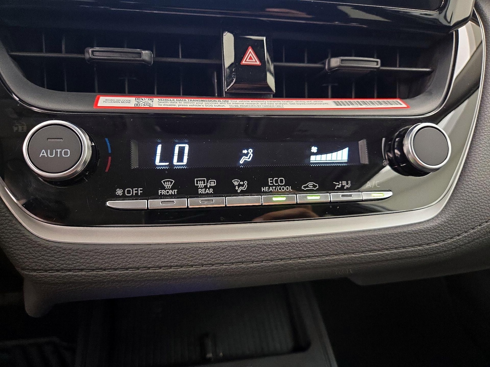 2026 Toyota Corolla Cross LE - Photo 17