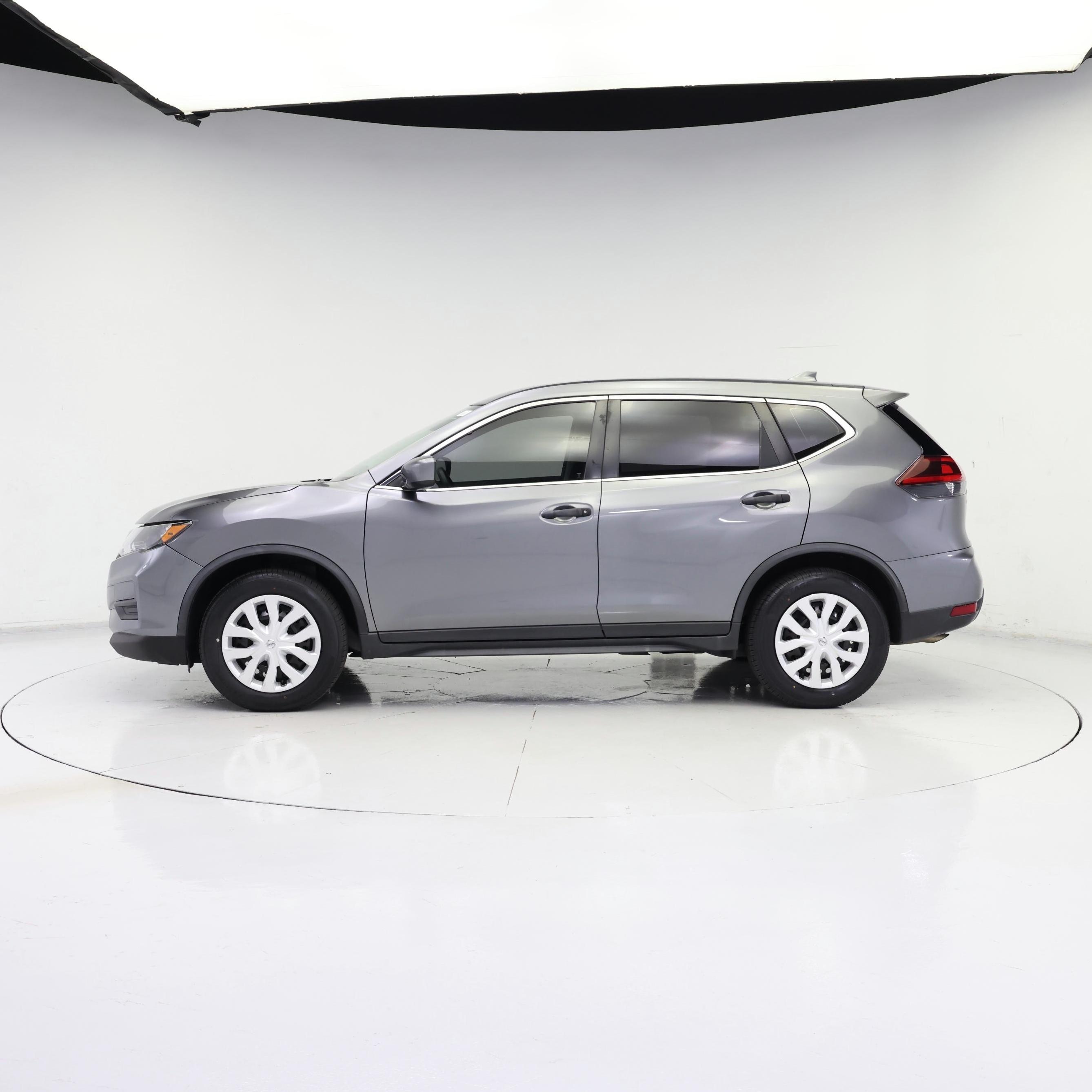 Thumbnail: 2020 Nissan Rogue - 3