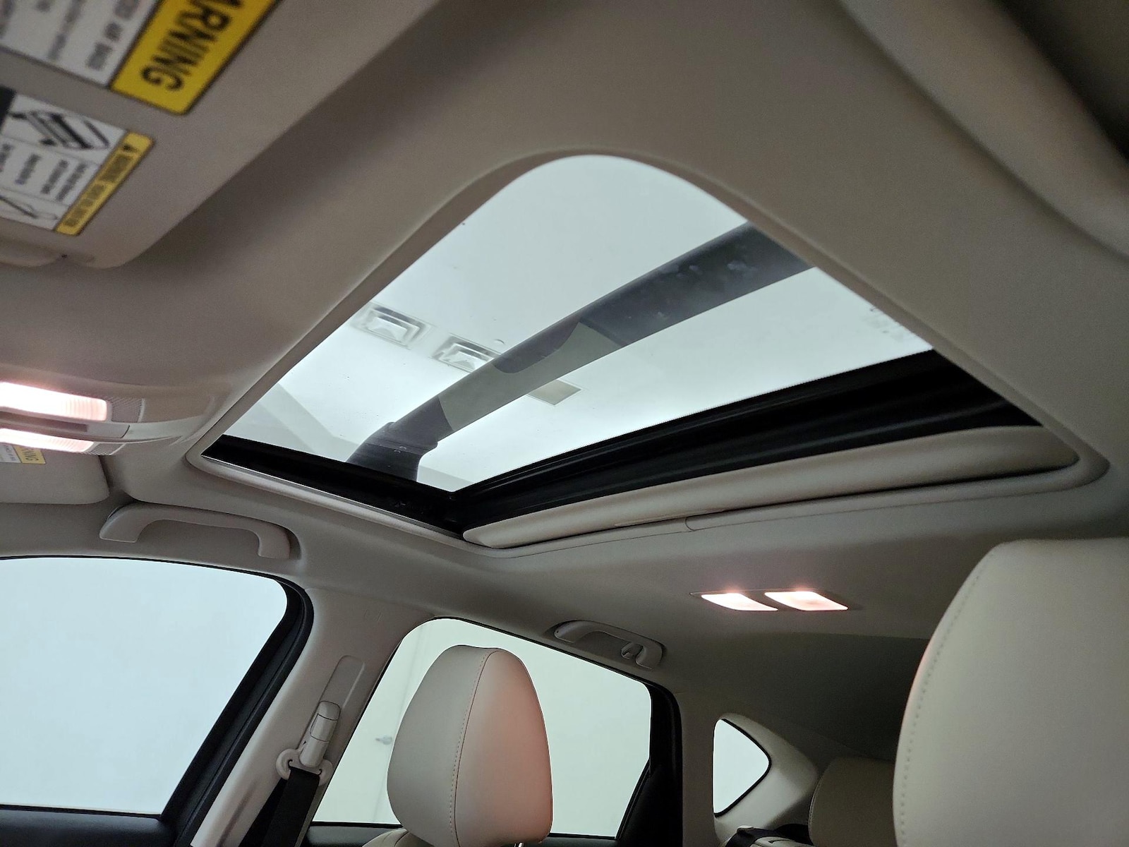 Sunroof(s) & Overhead Airbags