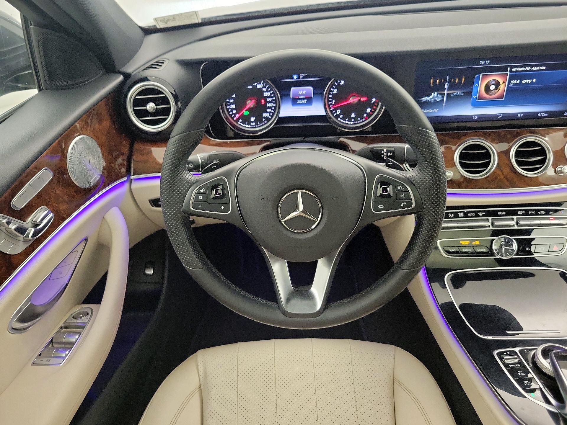 Thumbnail: 2017 Mercedes-Benz E-Class - 10