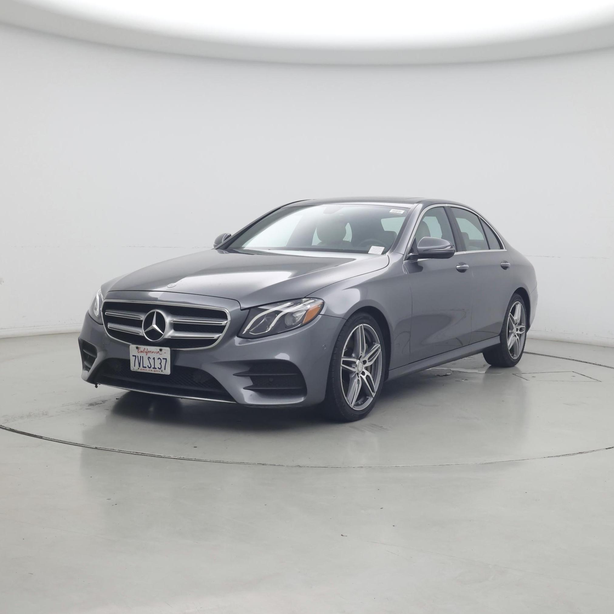 Thumbnail: 2017 Mercedes-Benz E-Class - 4
