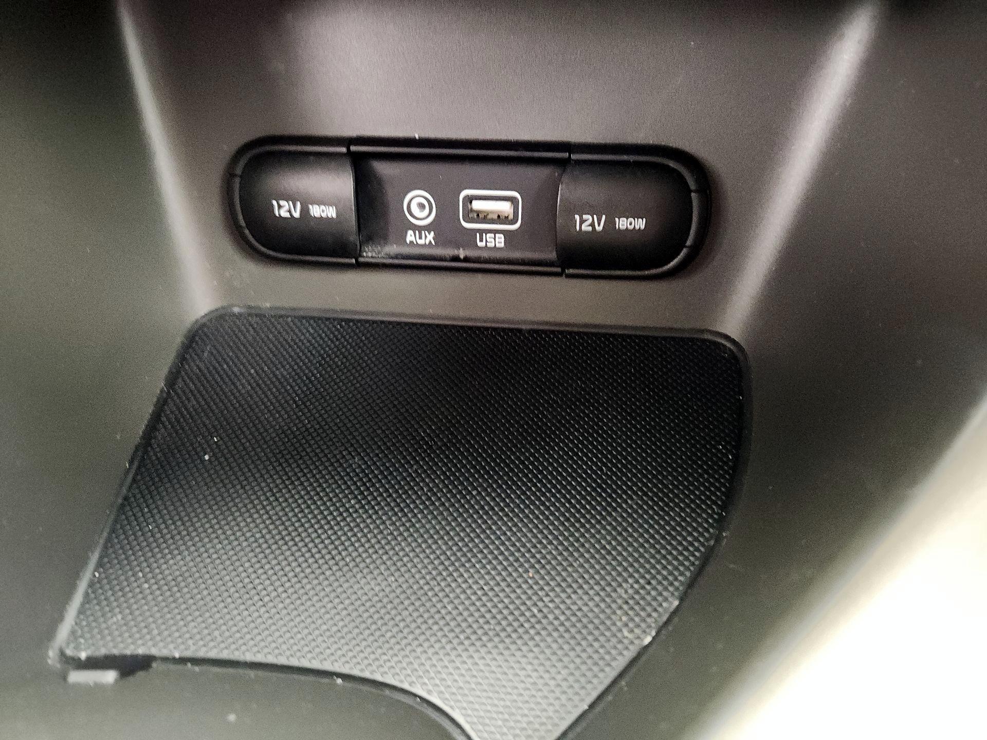 Thumbnail: 2018 Kia Sportage - 18