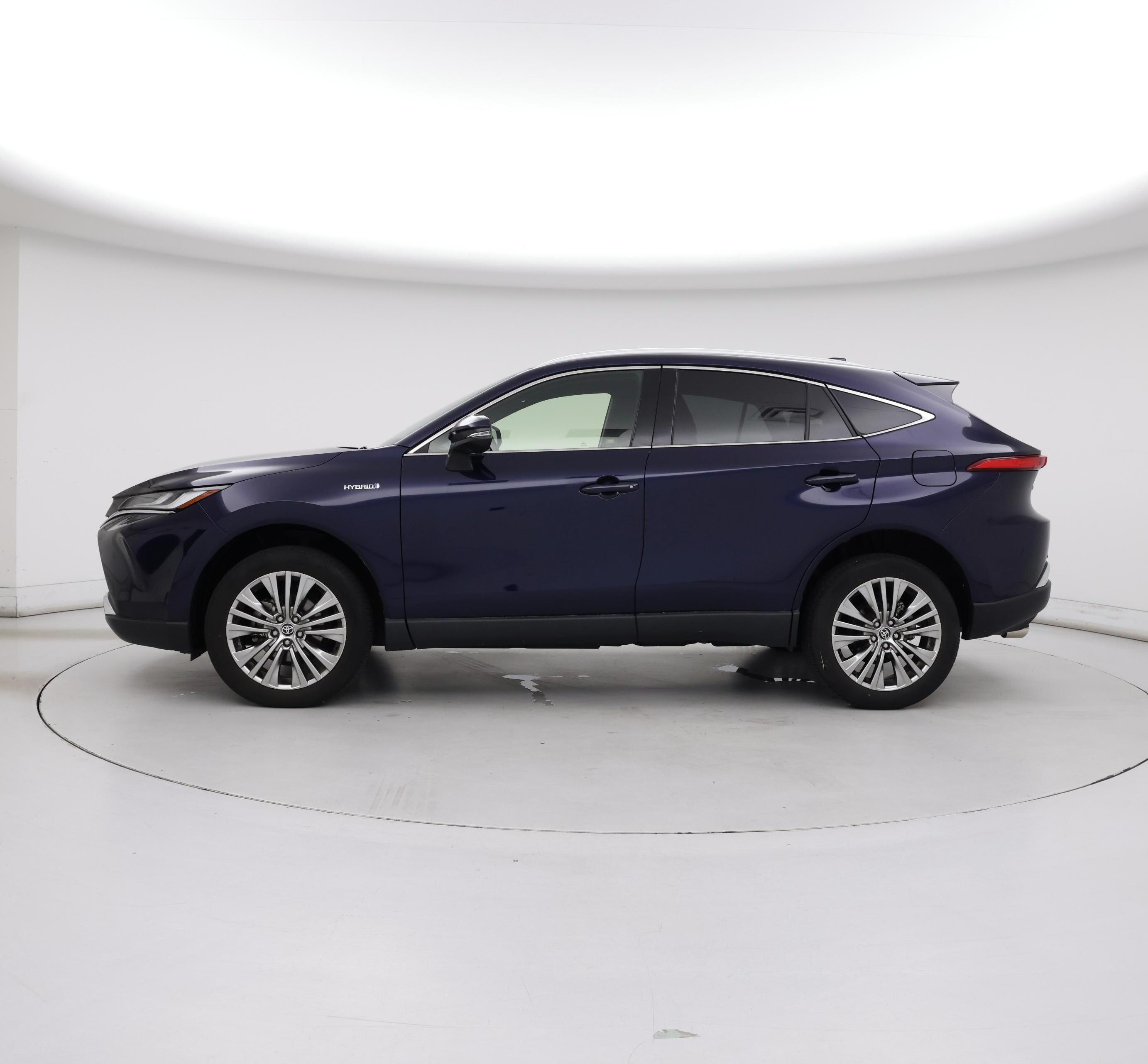 Thumbnail: 2021 Toyota Venza - 3