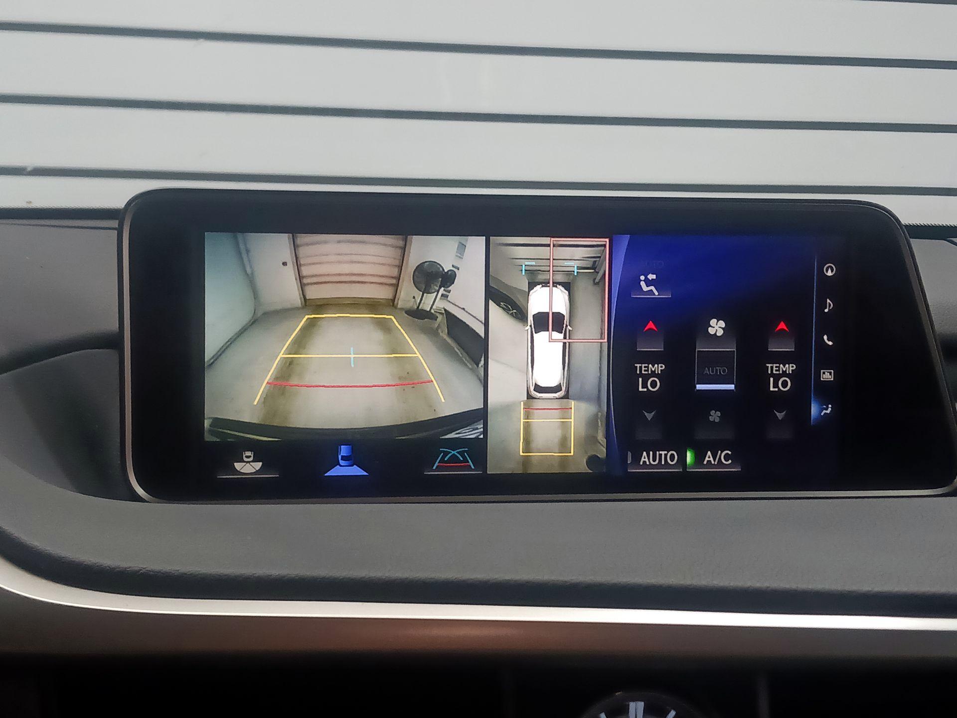 Thumbnail: 2019 Lexus RX - 11