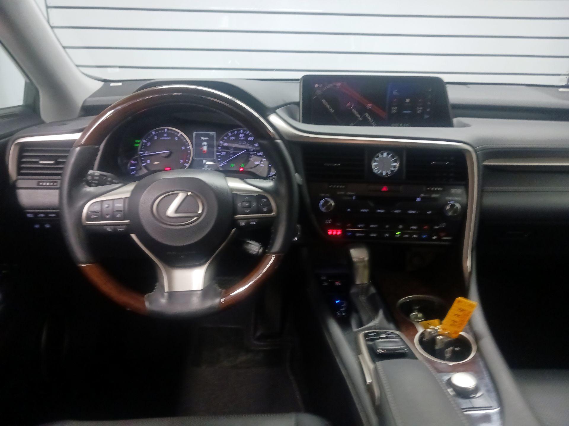 Thumbnail: 2019 Lexus RX - 8