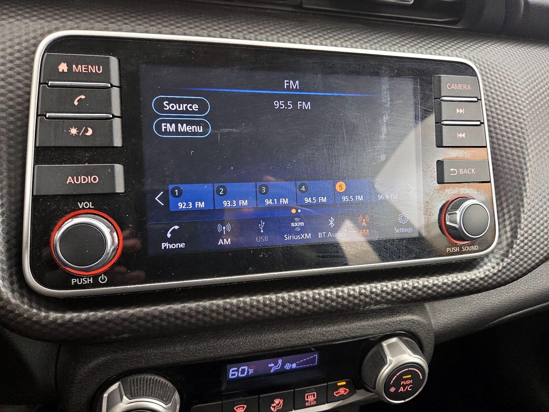 Thumbnail: 2020 Nissan Kicks - 15