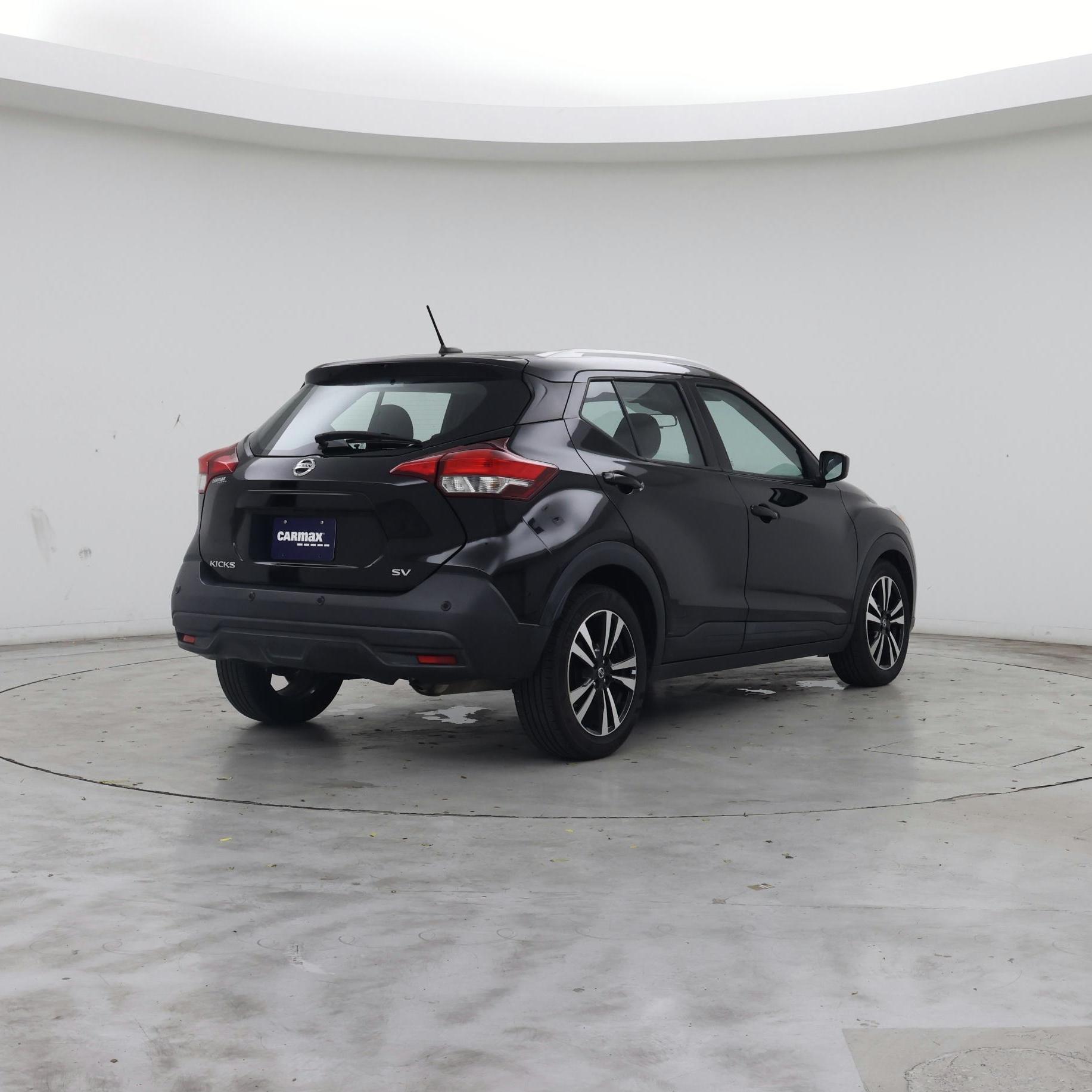 Thumbnail: 2020 Nissan Kicks - 8