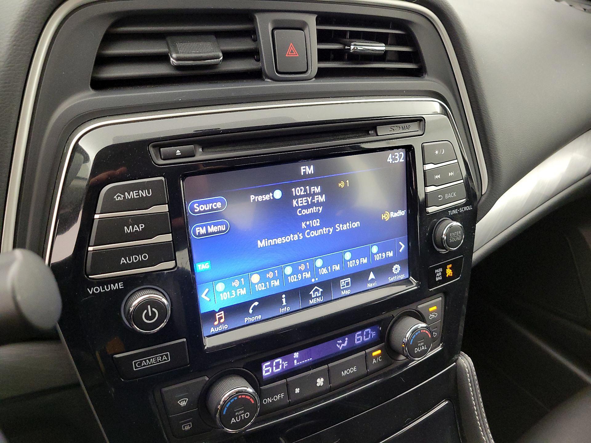 Thumbnail: 2016 Nissan Maxima - 16
