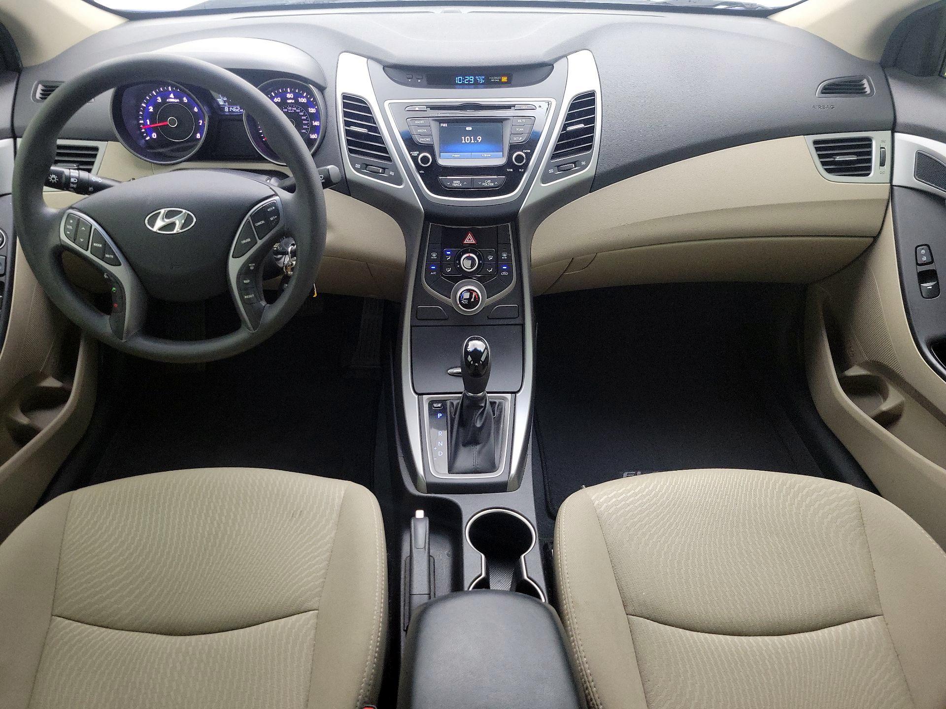 Thumbnail: 2015 Hyundai Elantra - 9