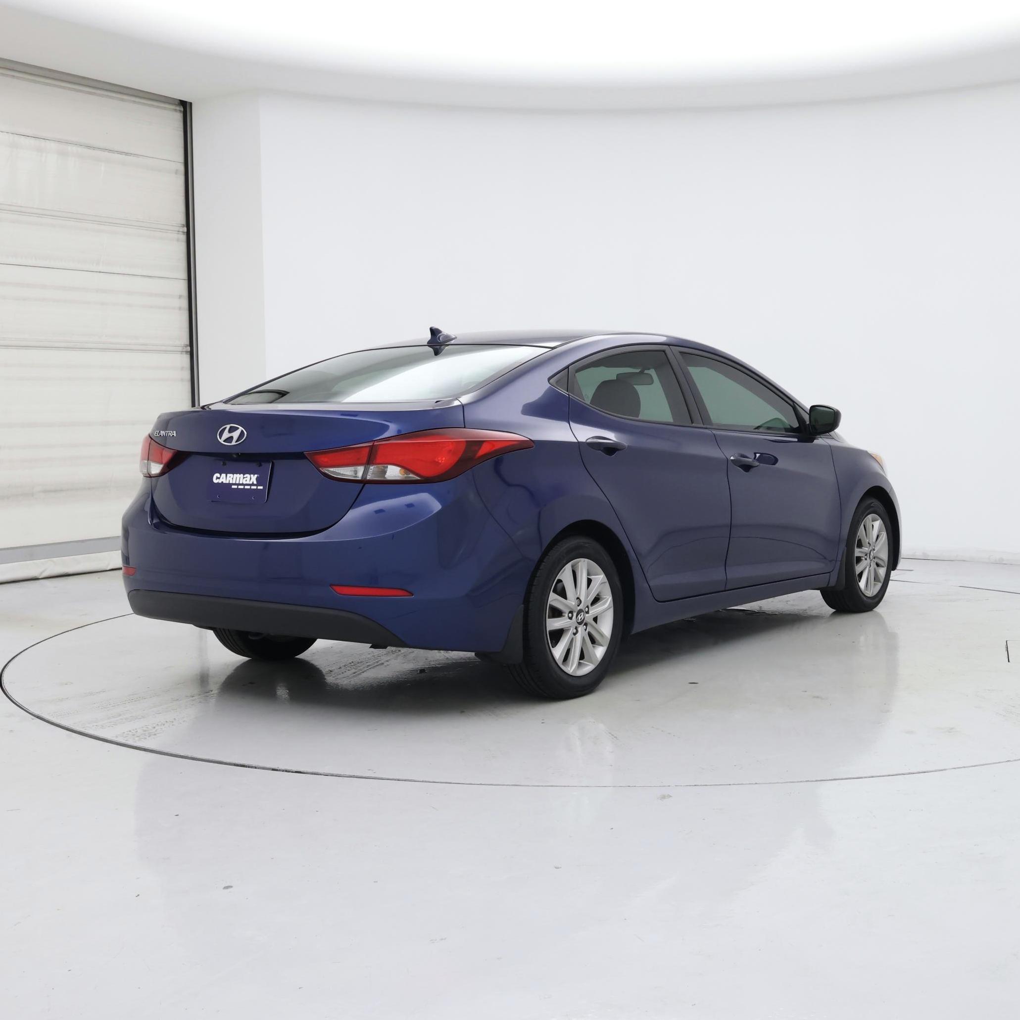 Thumbnail: 2015 Hyundai Elantra - 8