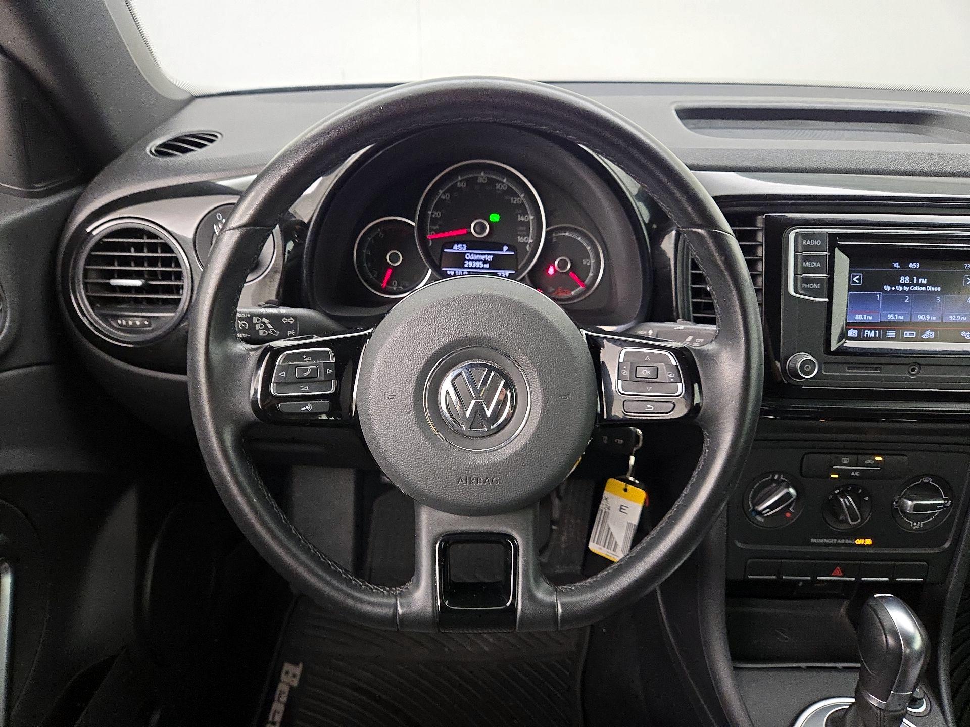 Thumbnail: 2019 Volkswagen Beetle - 10