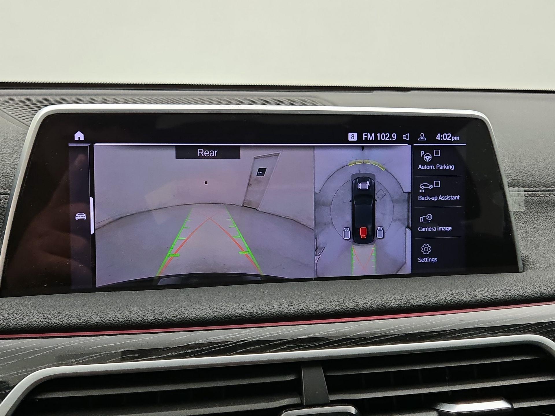 Thumbnail: 2021 BMW 7 Series - 15