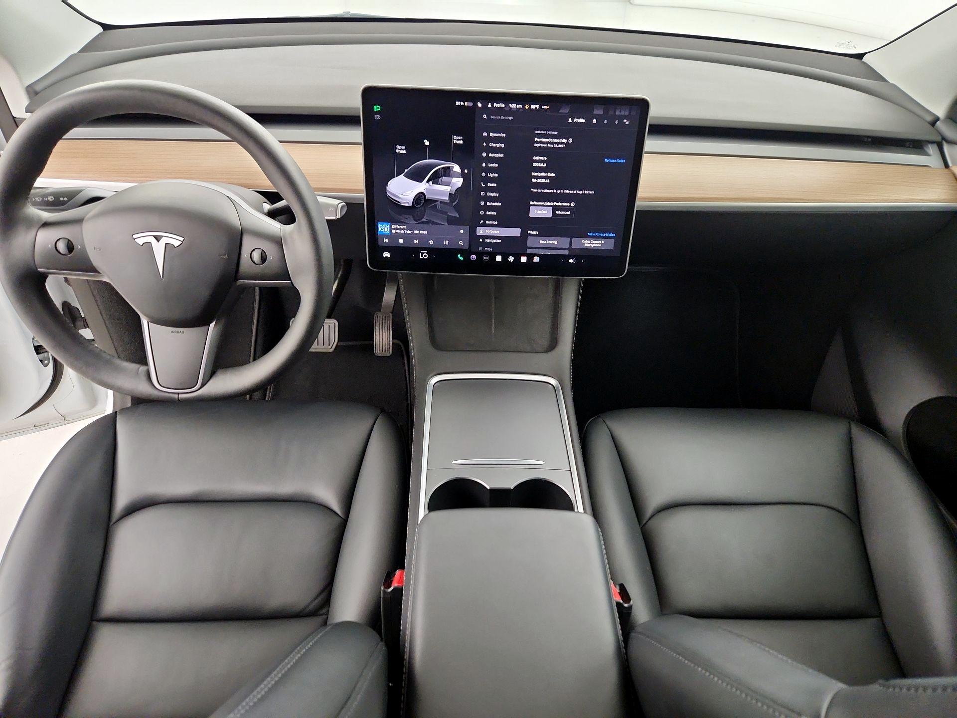 Thumbnail: 2023 Tesla Model Y - 9