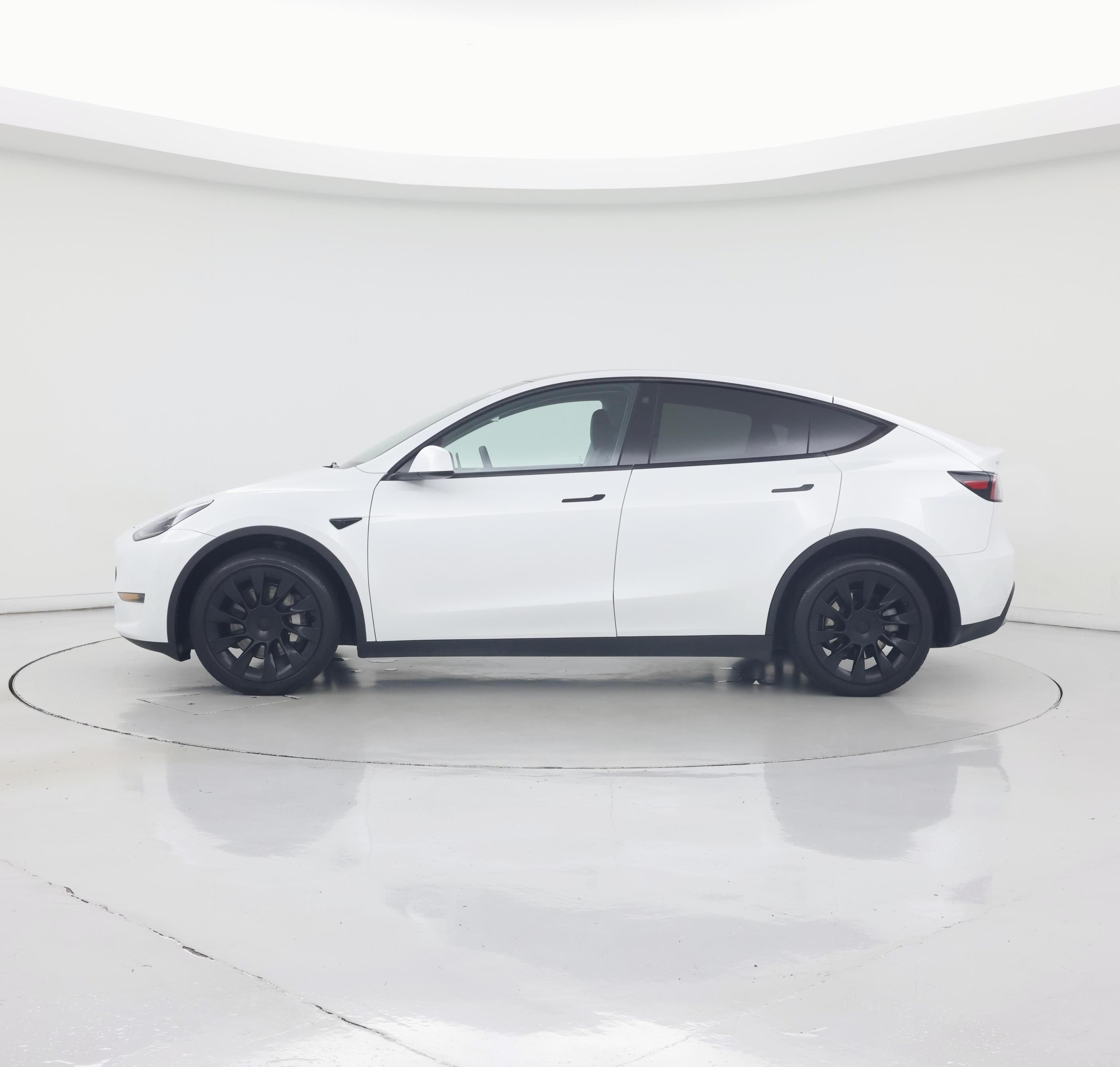 Thumbnail: 2023 Tesla Model Y - 3