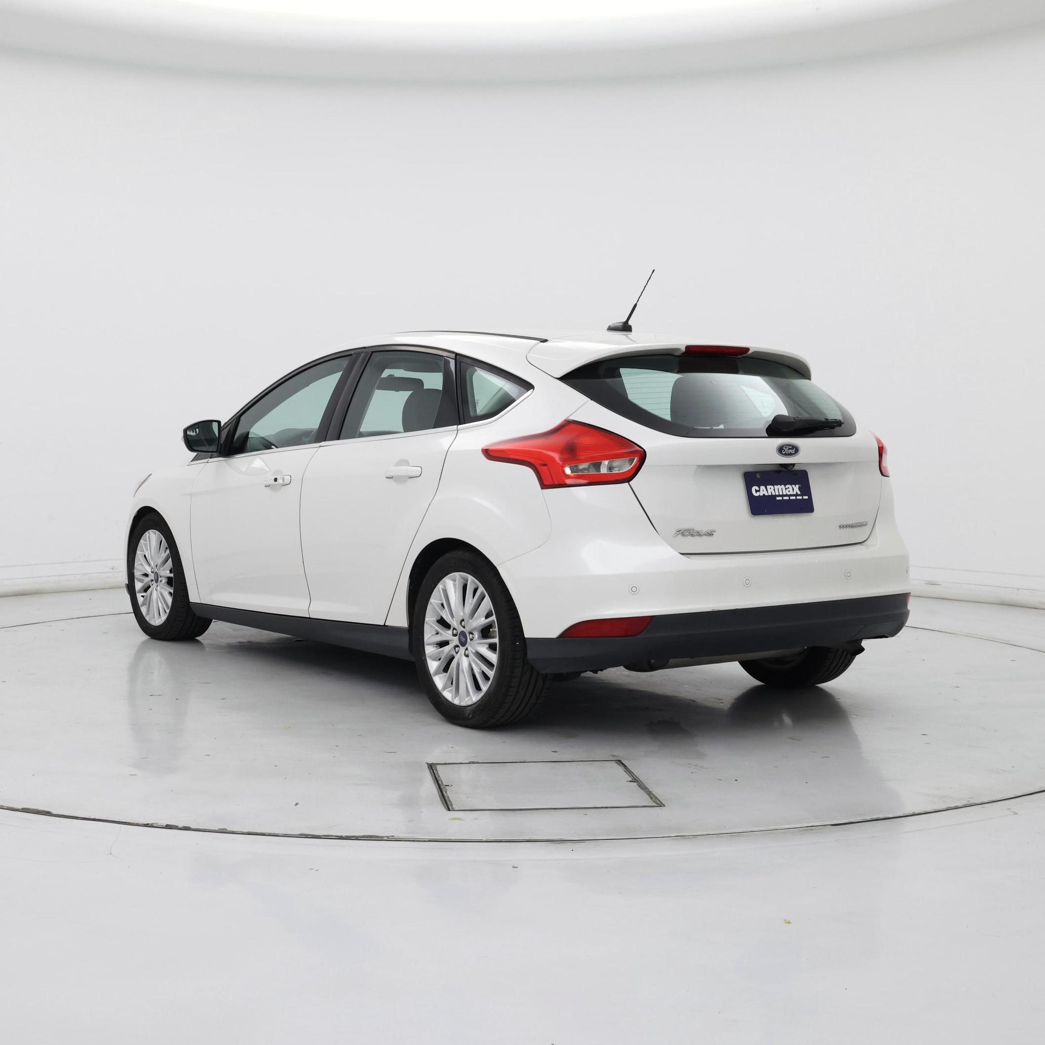Thumbnail: 2015 Ford Focus - 2