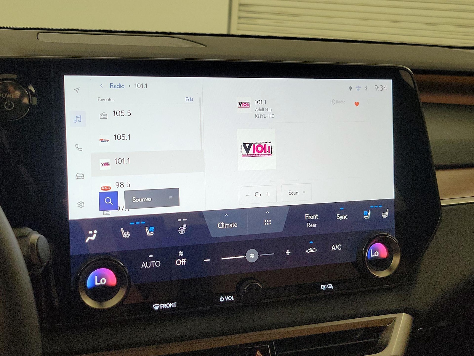 2026 Lexus RX Hybrid 350h - Photo 17