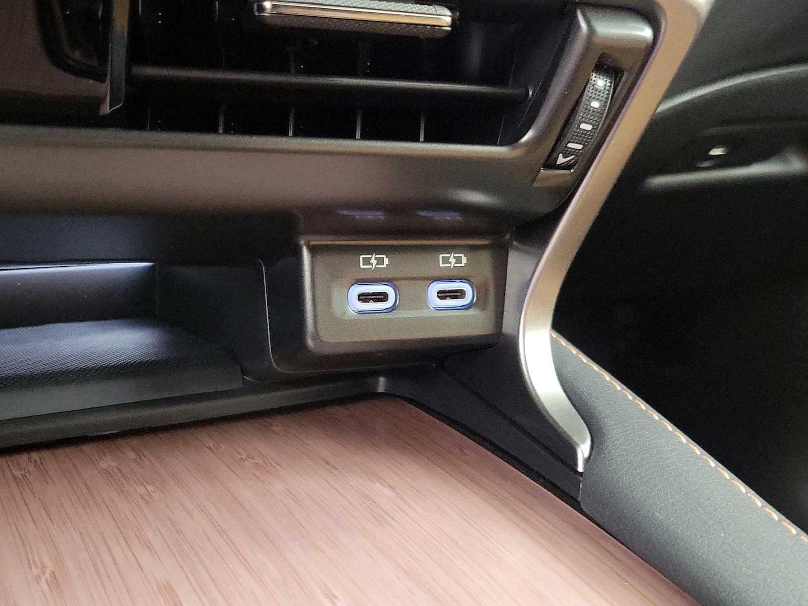 2026 Lexus RX Hybrid 350h - Photo 20