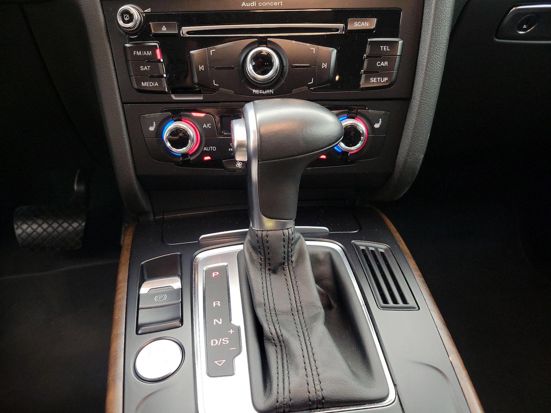 Thumbnail: 2016 Audi A4 - 16