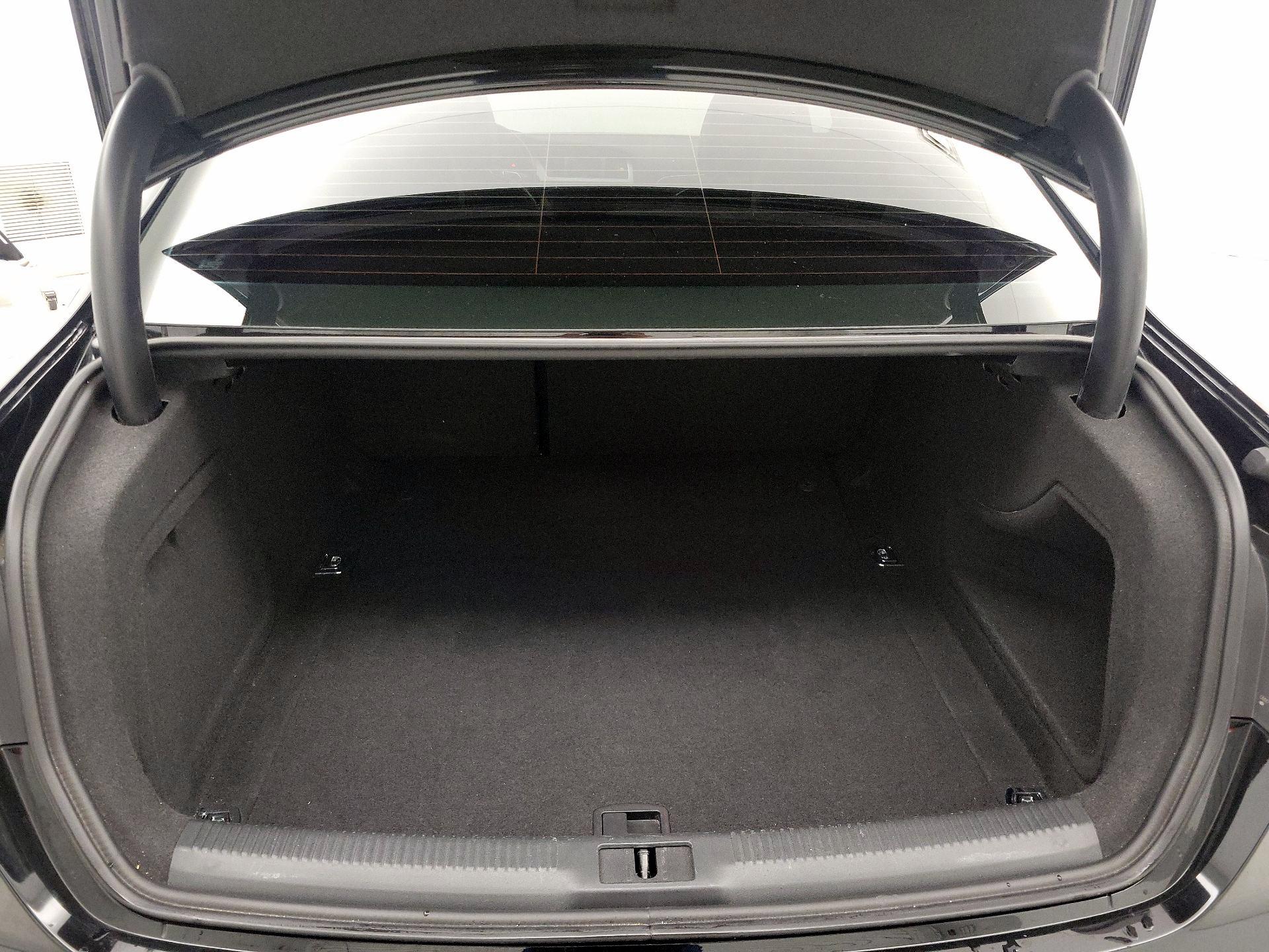 Thumbnail: 2016 Audi A4 - 20