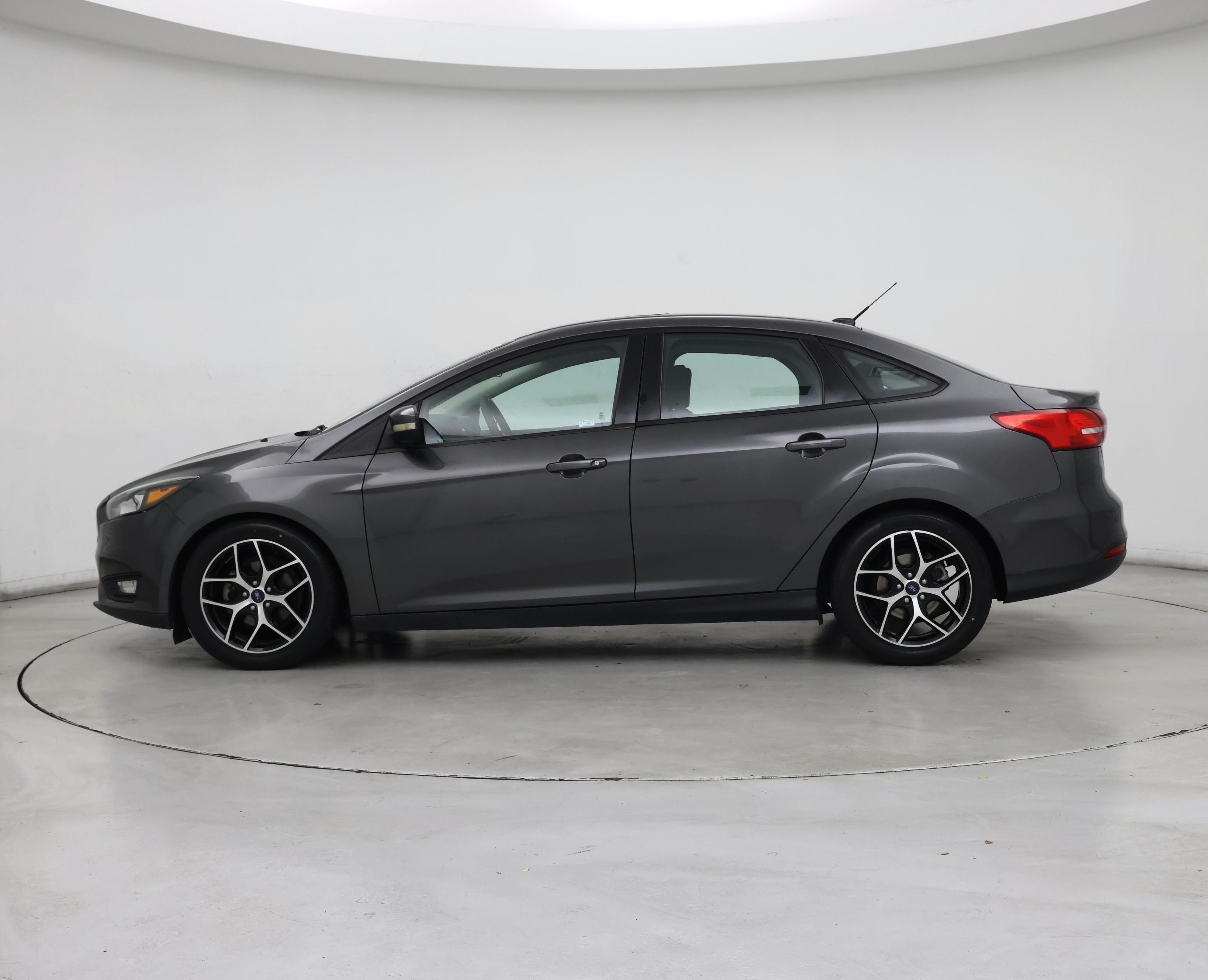 Thumbnail: 2018 Ford Focus - 3