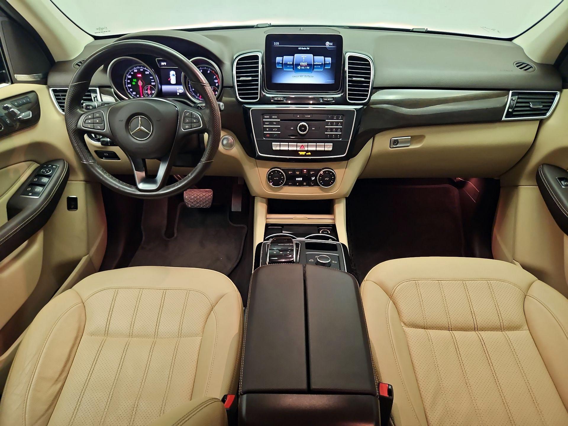 Thumbnail: 2017 Mercedes-Benz GLE - 9