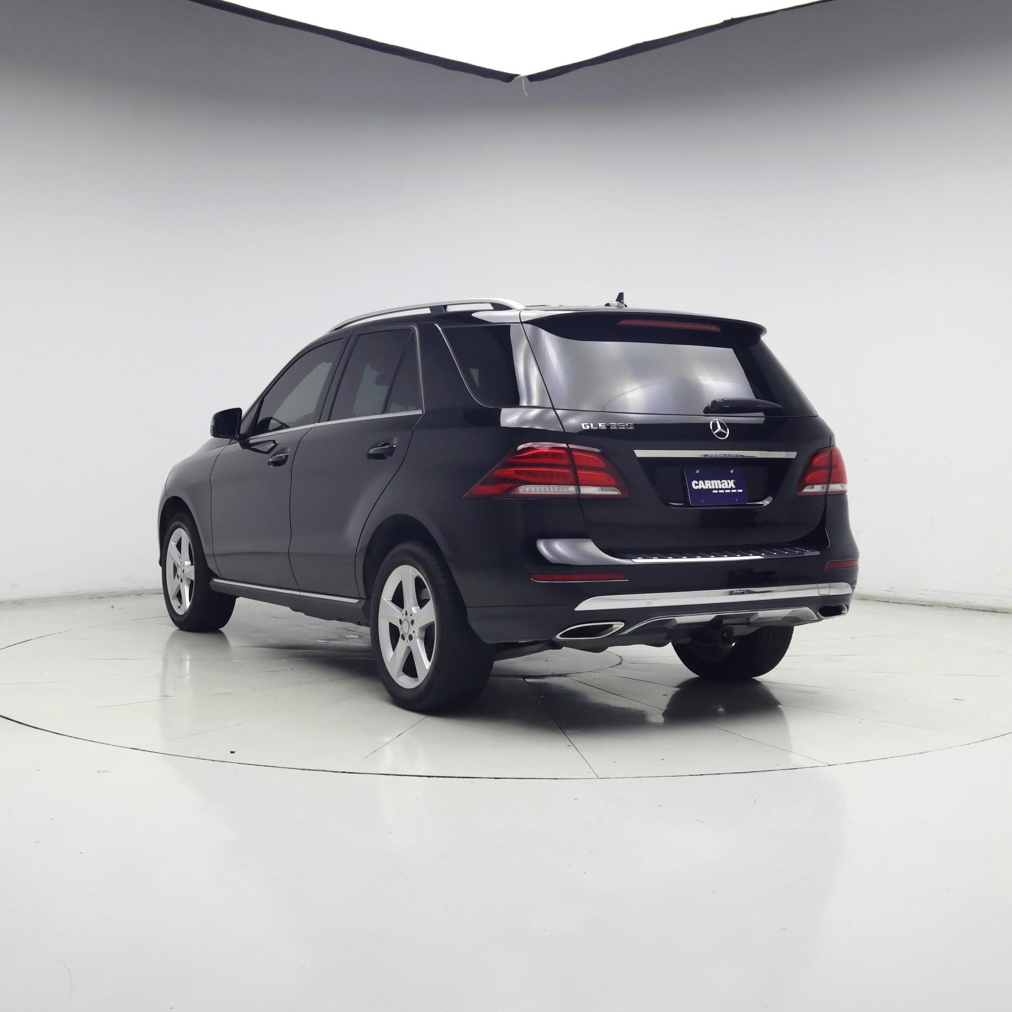 Thumbnail: 2017 Mercedes-Benz GLE - 2