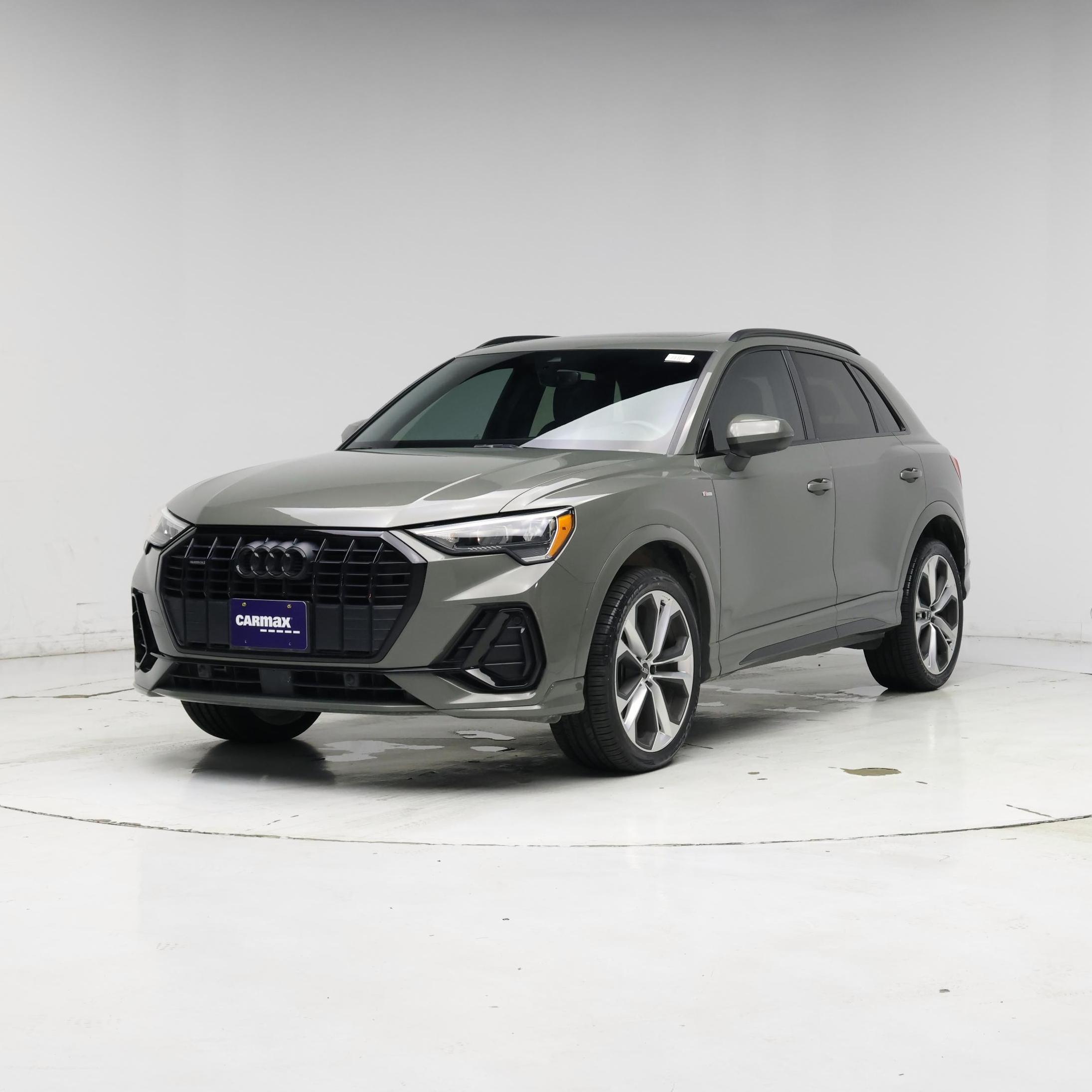 Thumbnail: 2021 Audi Q3 - 4