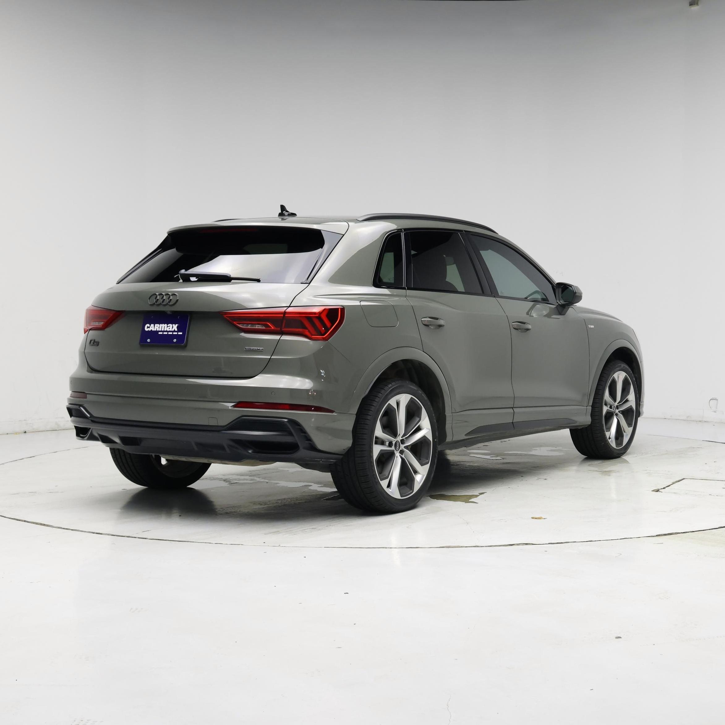 Thumbnail: 2021 Audi Q3 - 8