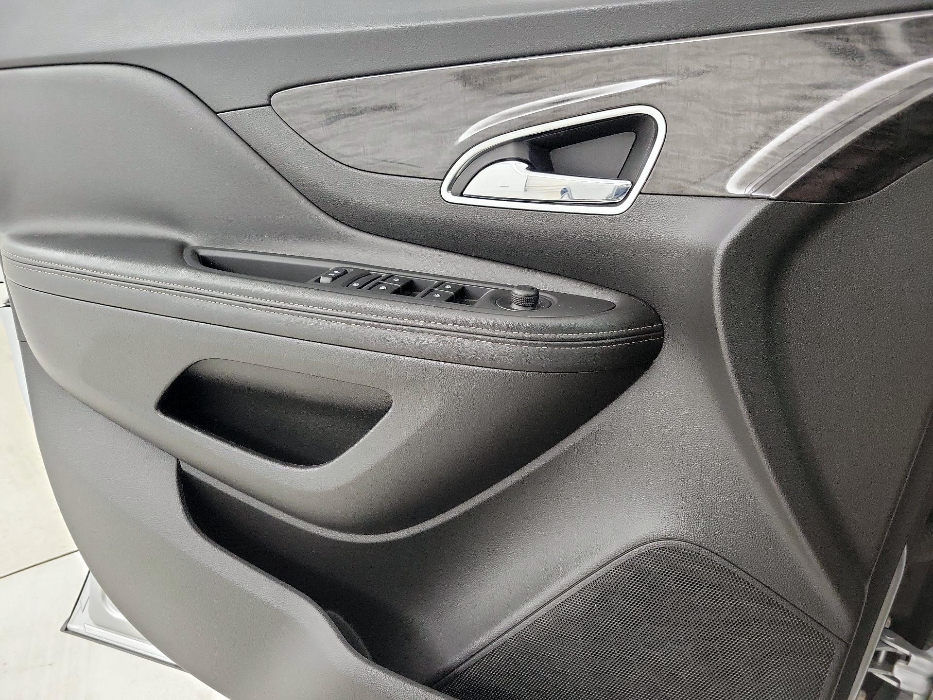 Thumbnail: 2016 Buick Encore - 12