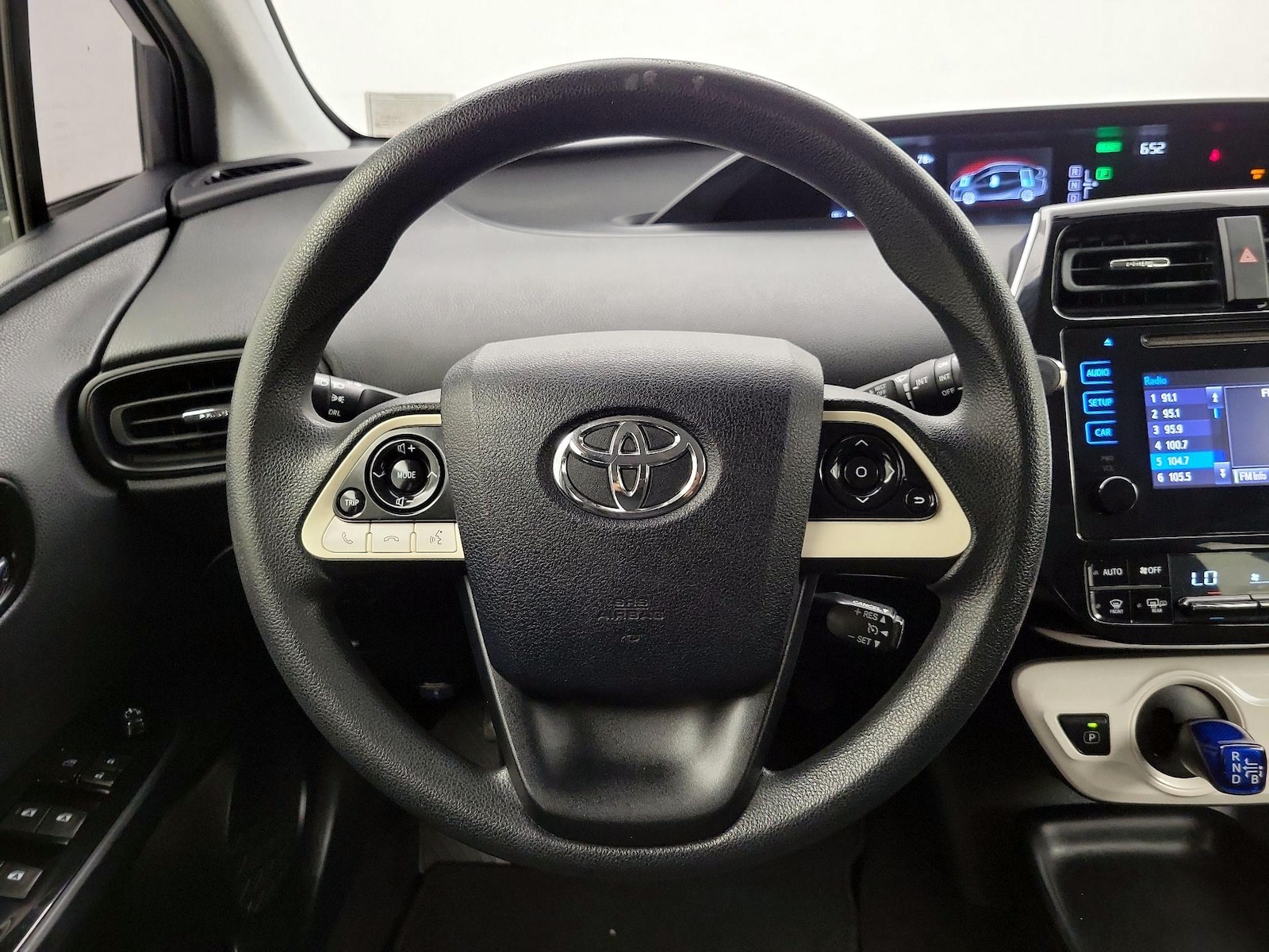 2016 Toyota Prius Two - Photo 11