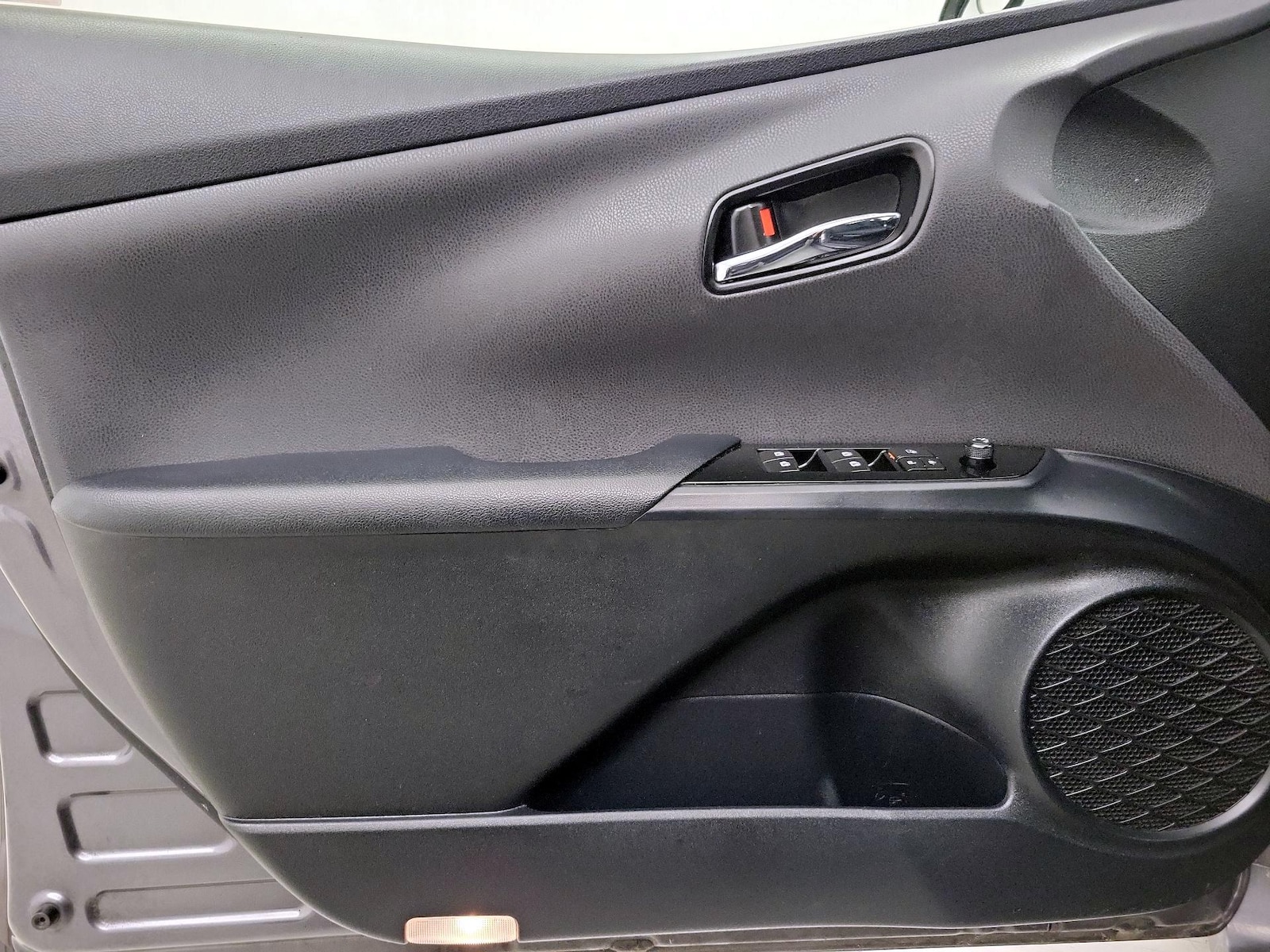 2016 Toyota Prius Two - Photo 13