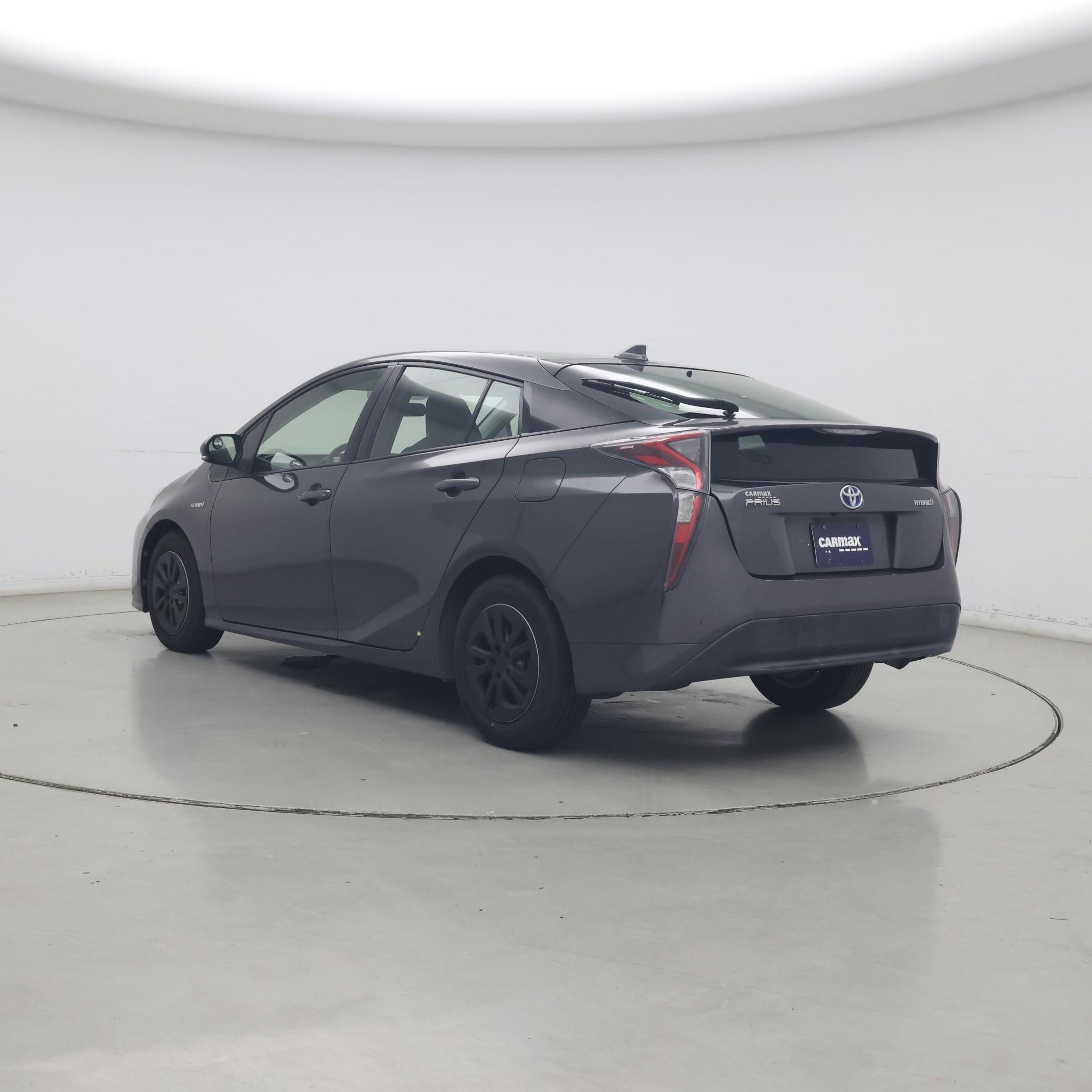 Thumbnail: 2016 Toyota Prius - 2