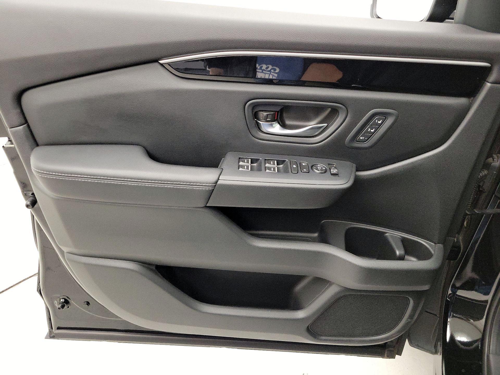 Thumbnail: 2023 Honda Pilot - 12