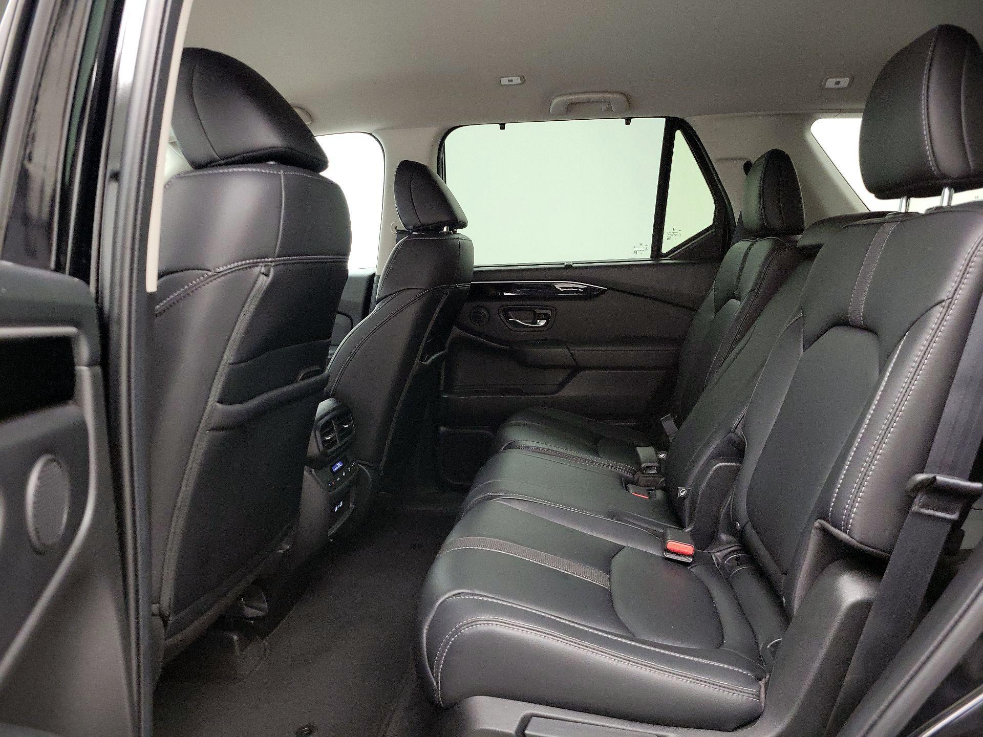 Thumbnail: 2023 Honda Pilot - 19
