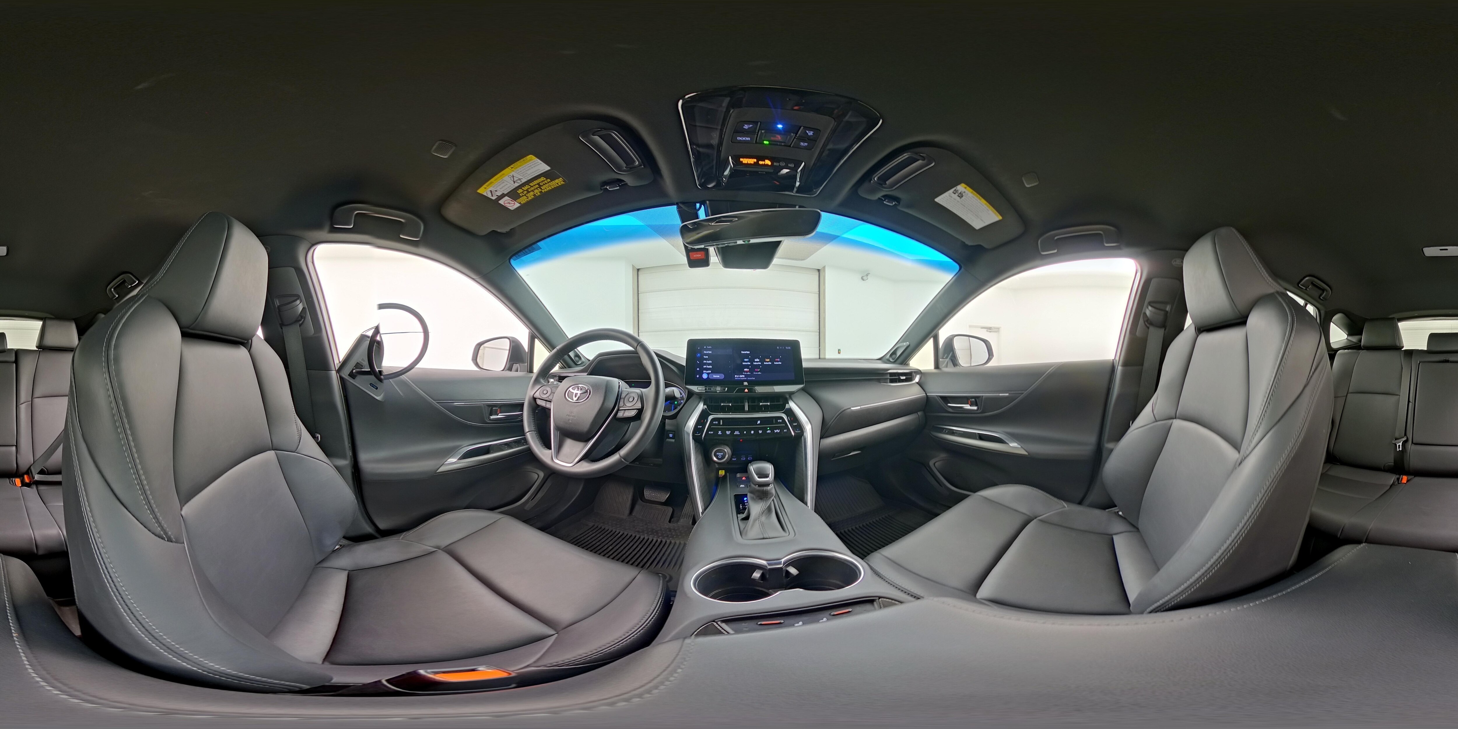 2023 Toyota Venza XLE - Photo 24