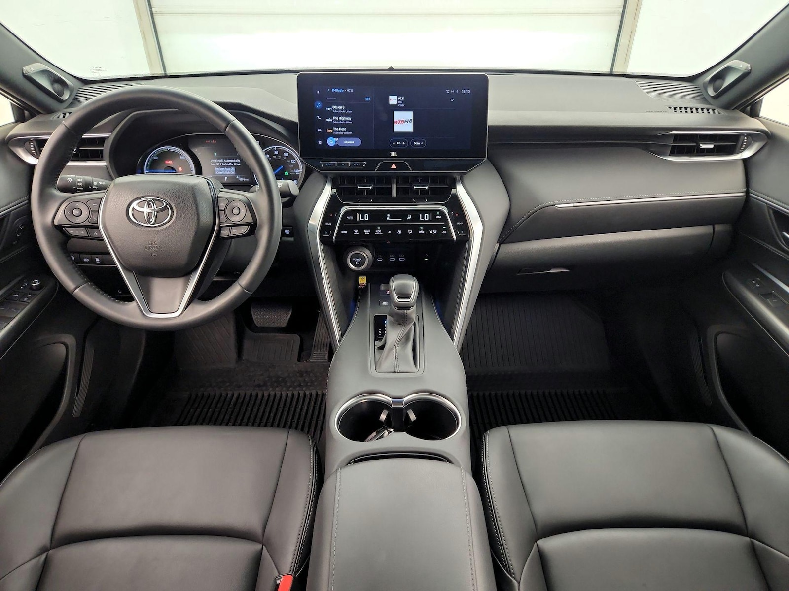 2023 Toyota Venza XLE - Photo 10