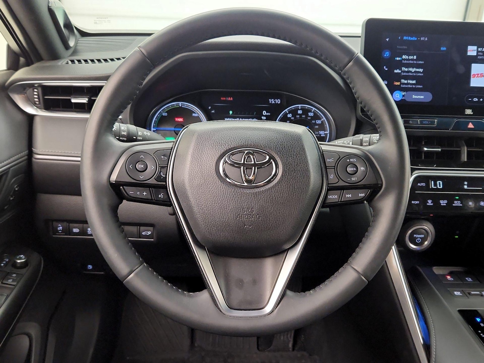 2023 Toyota Venza XLE - Photo 11
