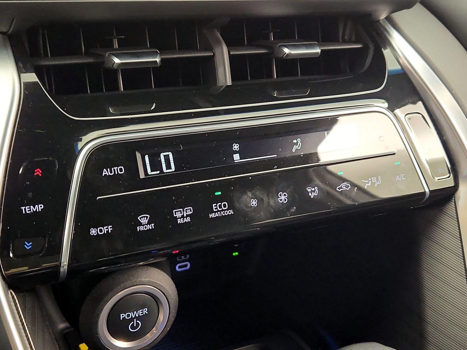 2023 Toyota Venza XLE - Photo 17