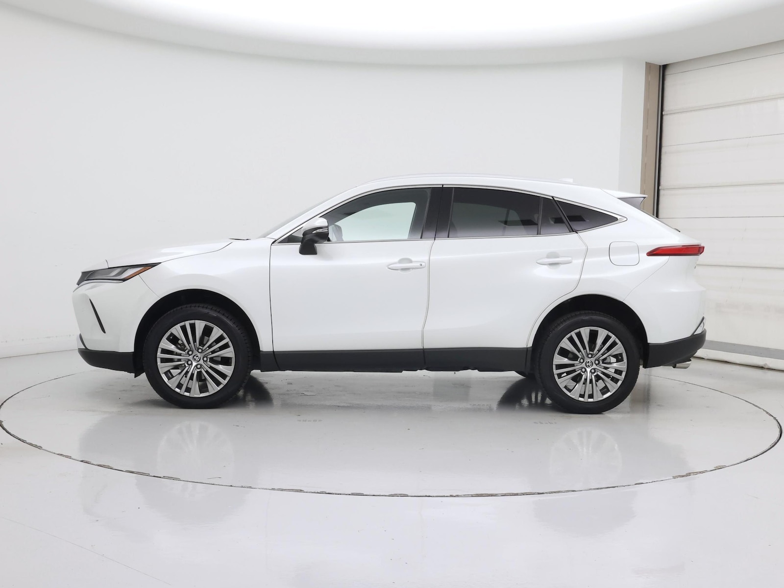 2023 Toyota Venza XLE - Photo 4