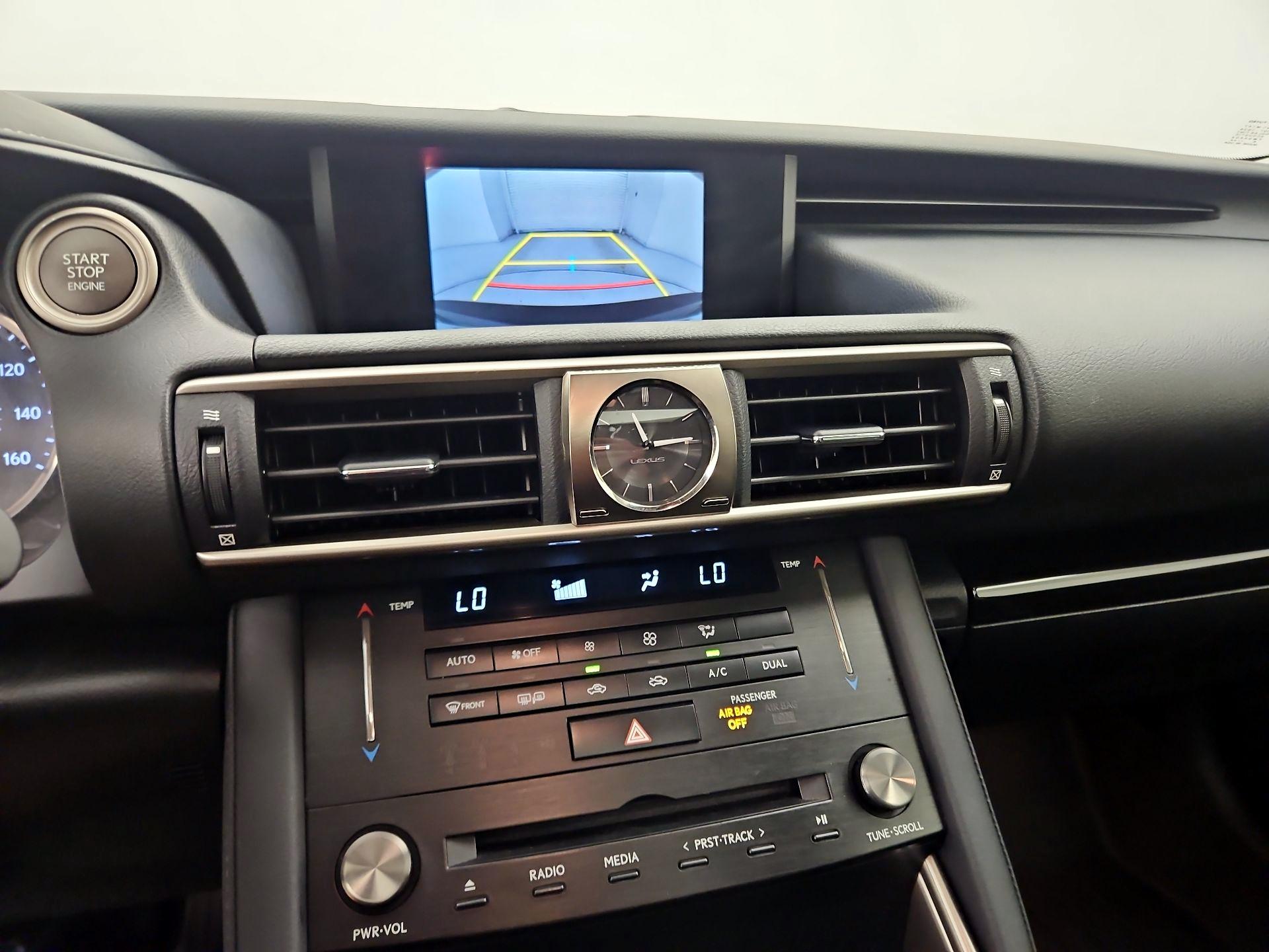 Thumbnail: 2018 Lexus IS - 14