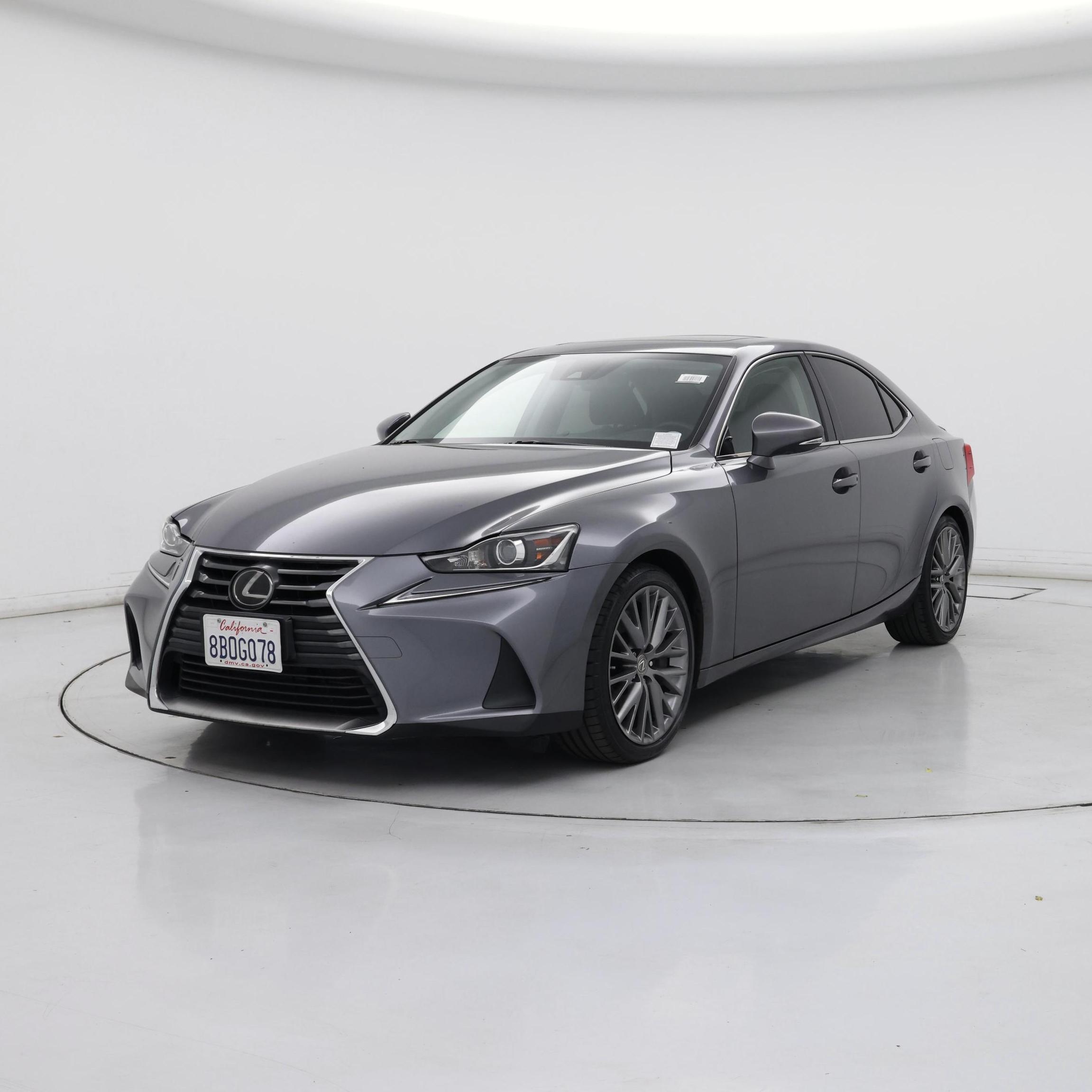 Thumbnail: 2018 Lexus IS - 4