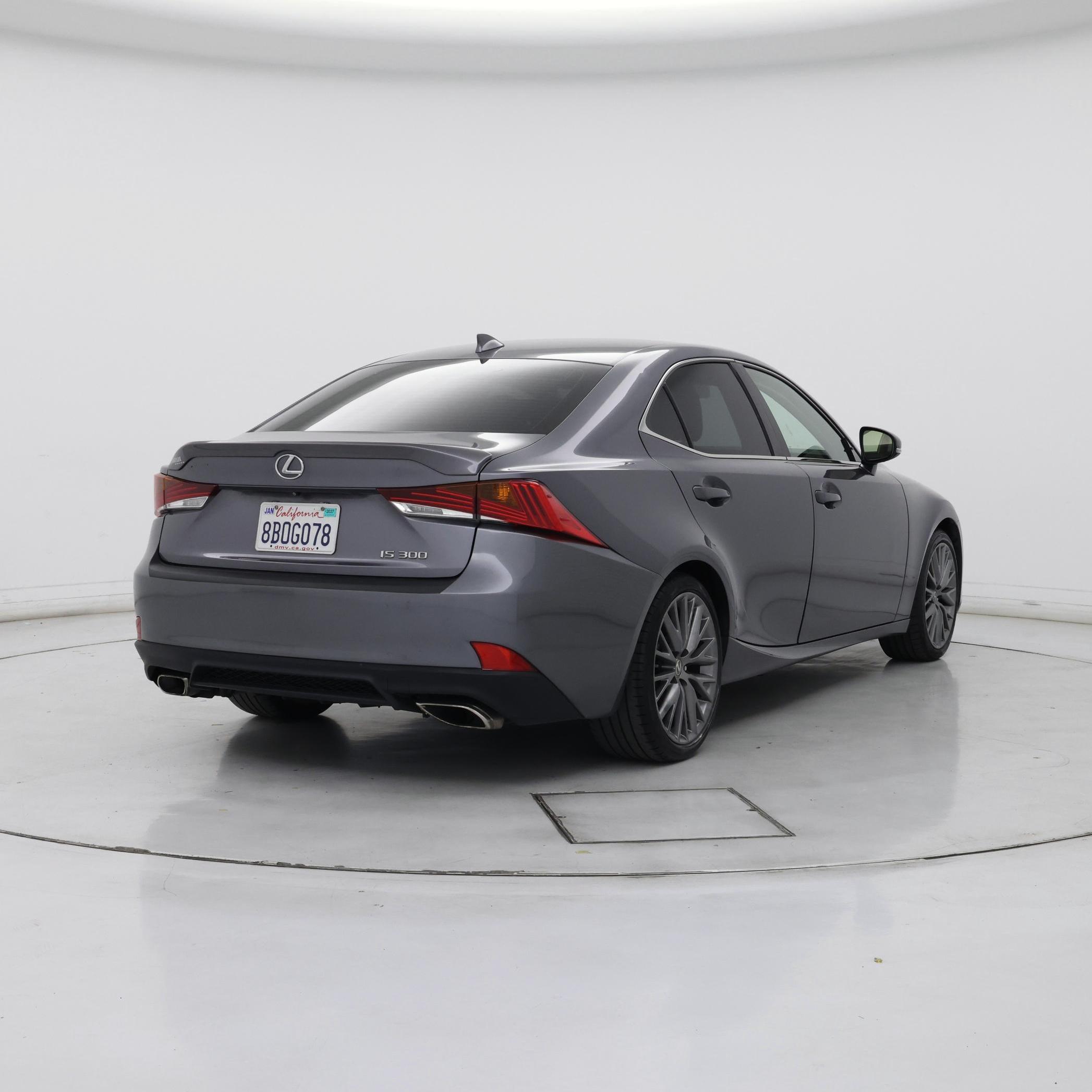 Thumbnail: 2018 Lexus IS - 8