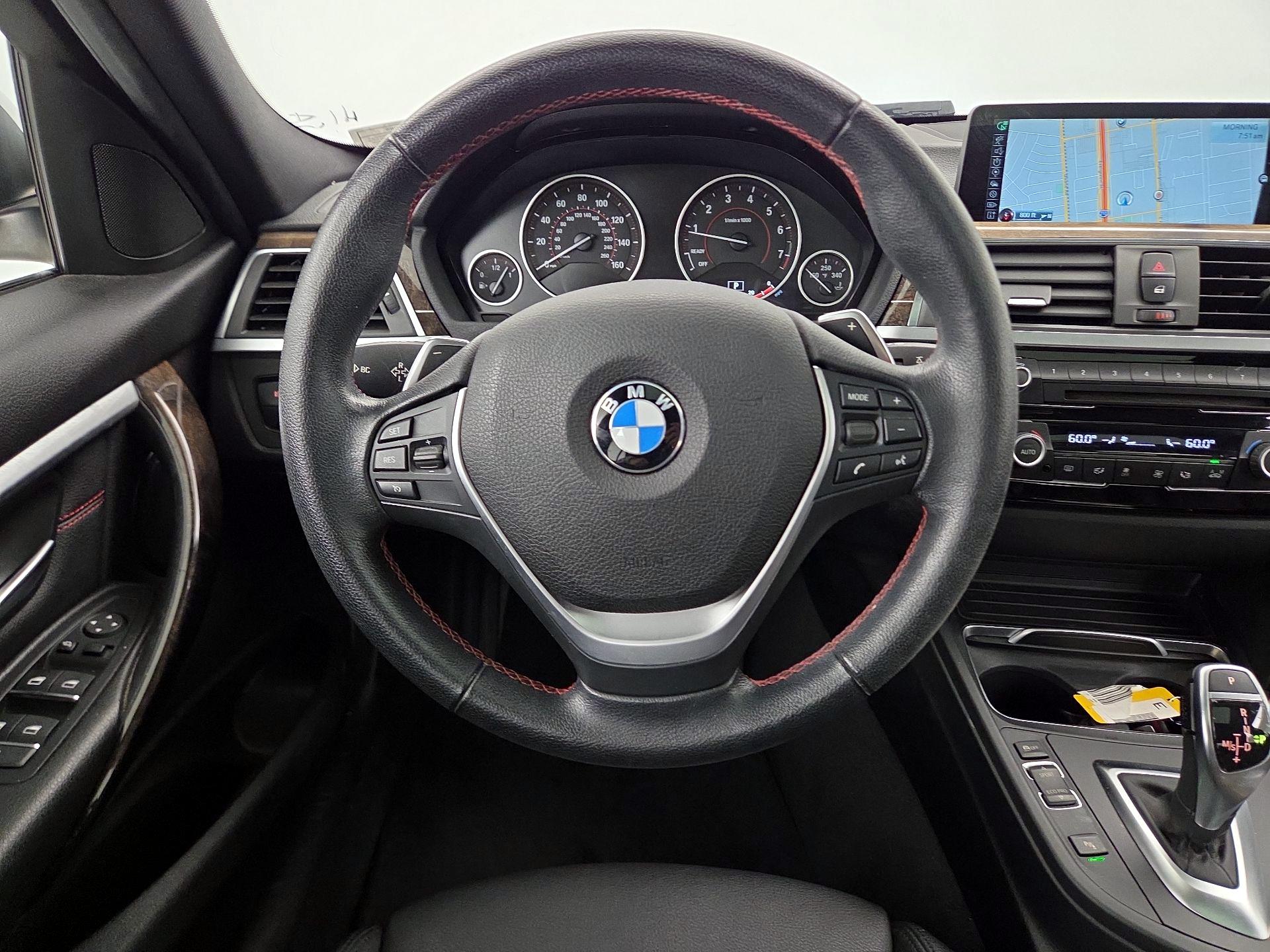 Thumbnail: 2016 BMW 3 Series - 10