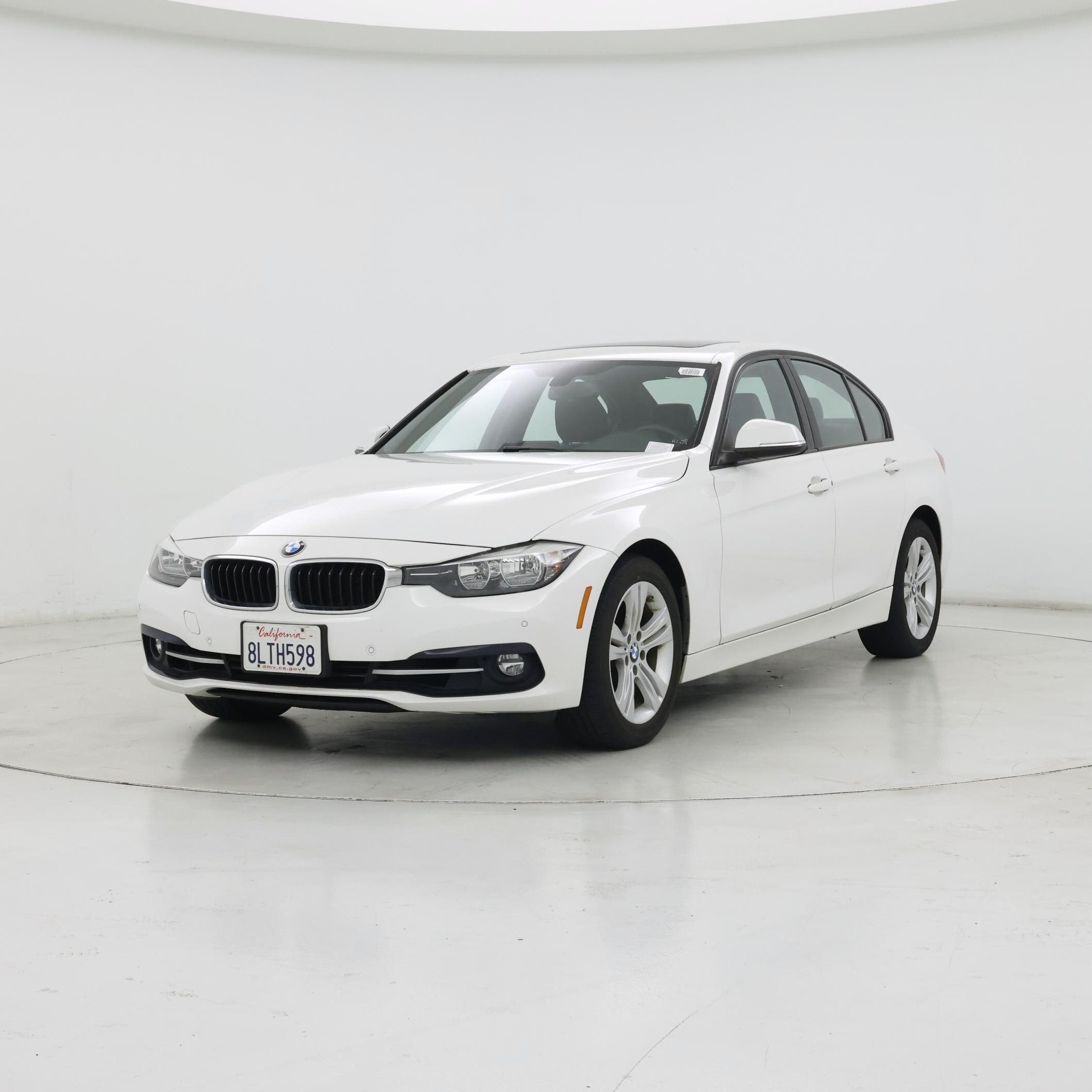 Thumbnail: 2016 BMW 3 Series - 4