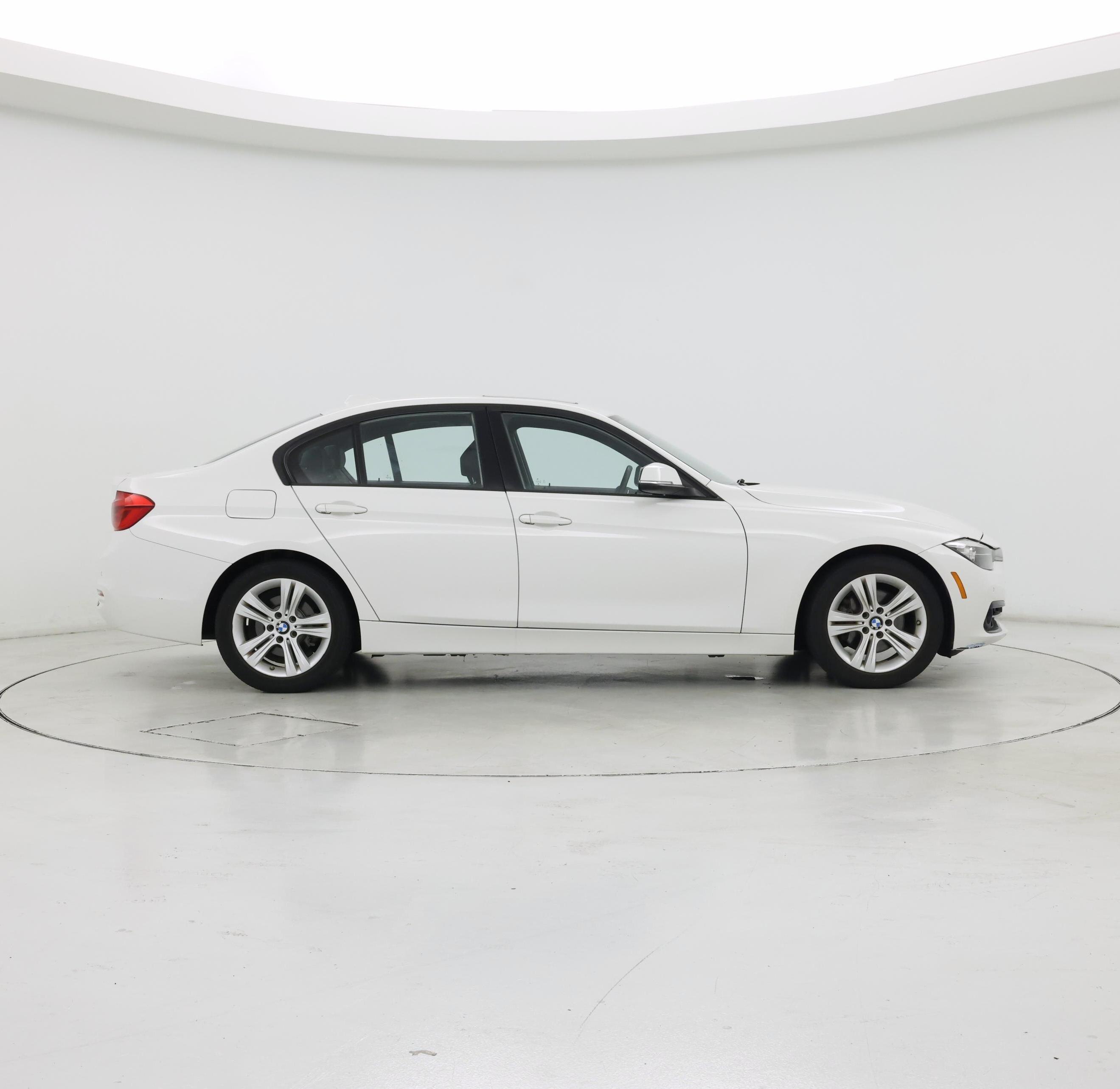 Thumbnail: 2016 BMW 3 Series - 7