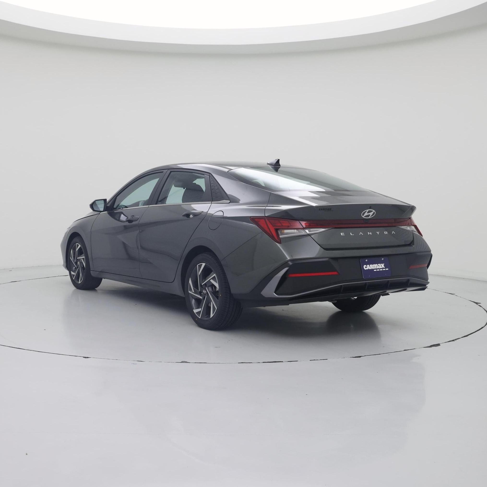 Thumbnail: 2024 Hyundai Elantra - 2