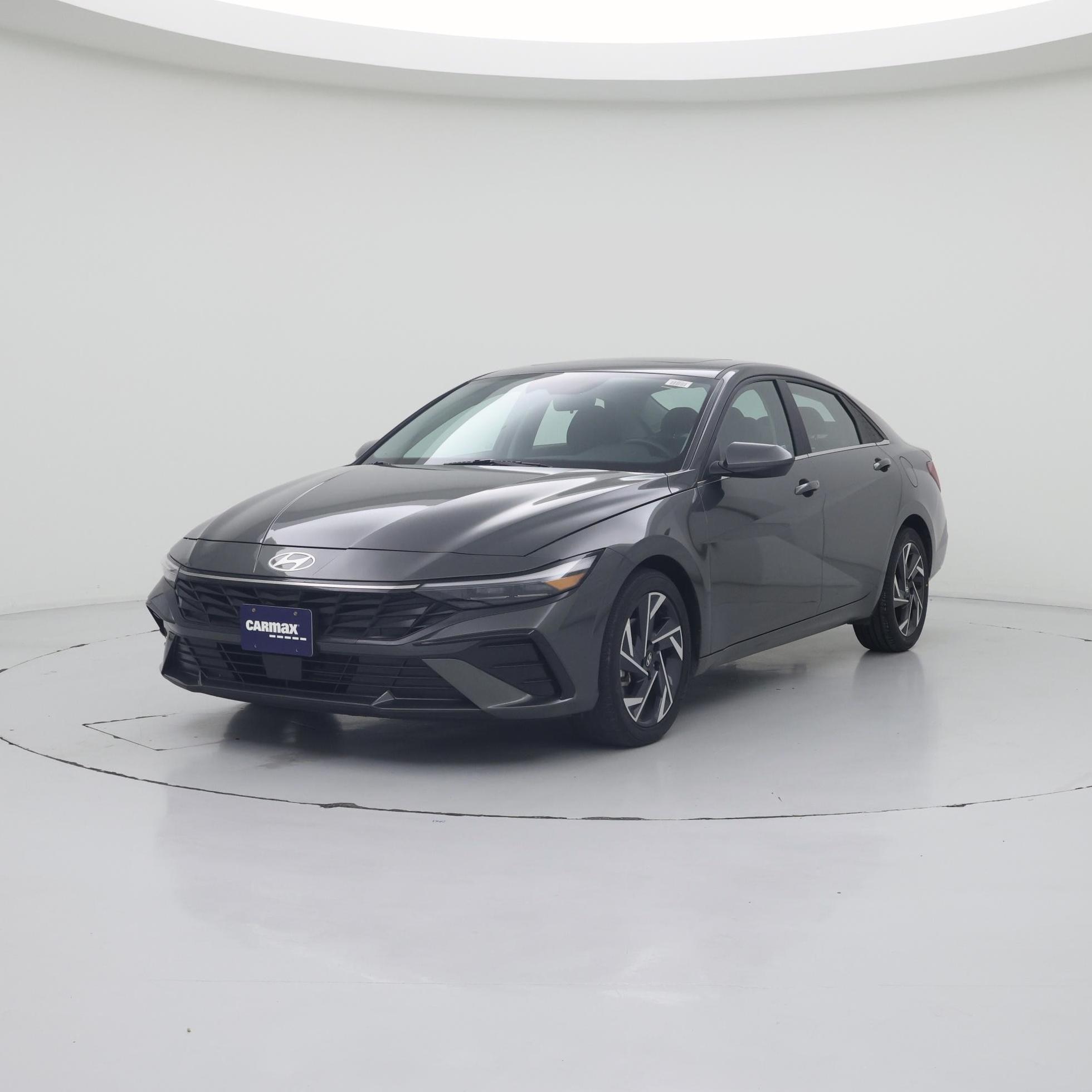 Thumbnail: 2024 Hyundai Elantra - 4